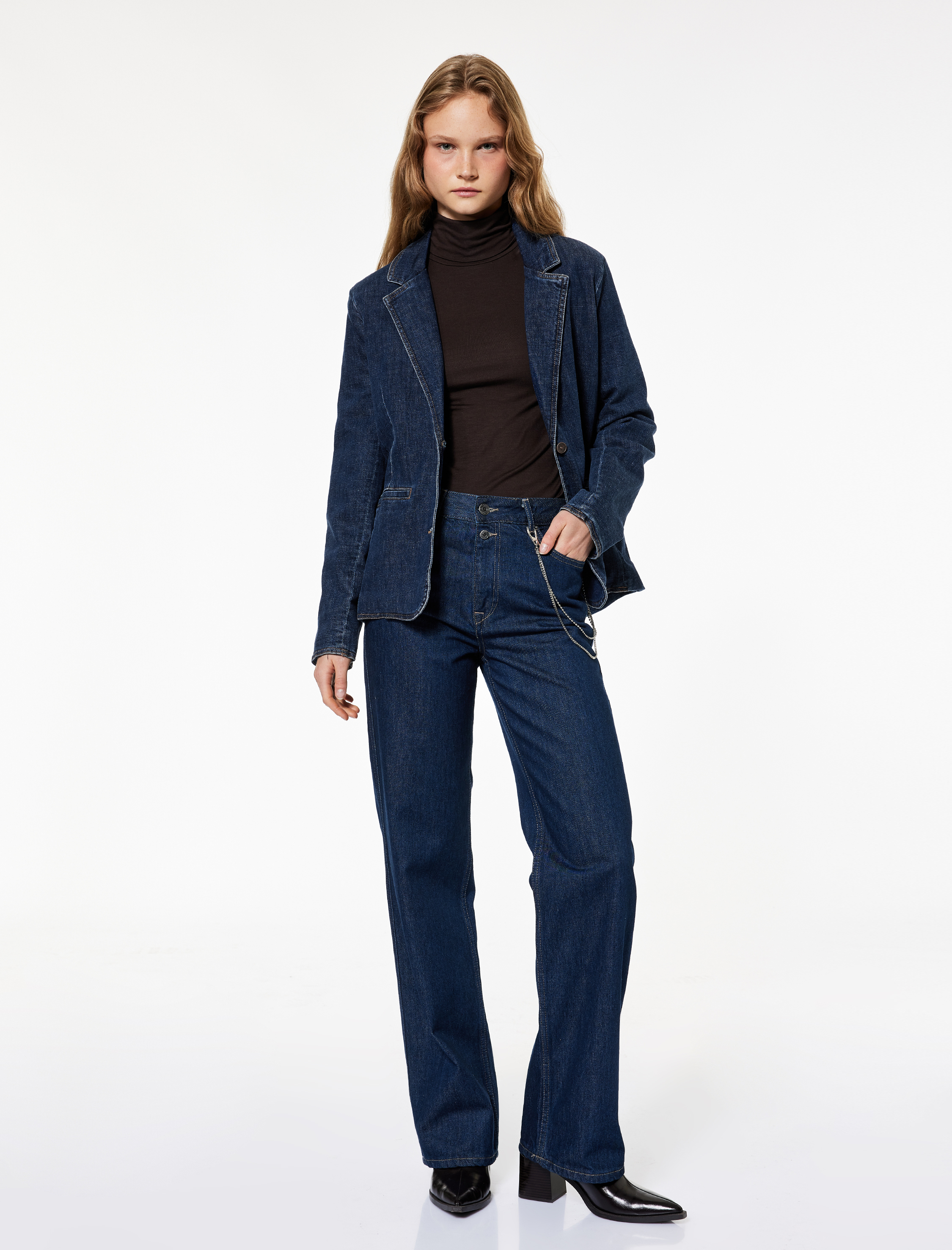   Normal Bel Zincir Detaylı Düz Paça Jean Pantolon - Straight Fit Jean