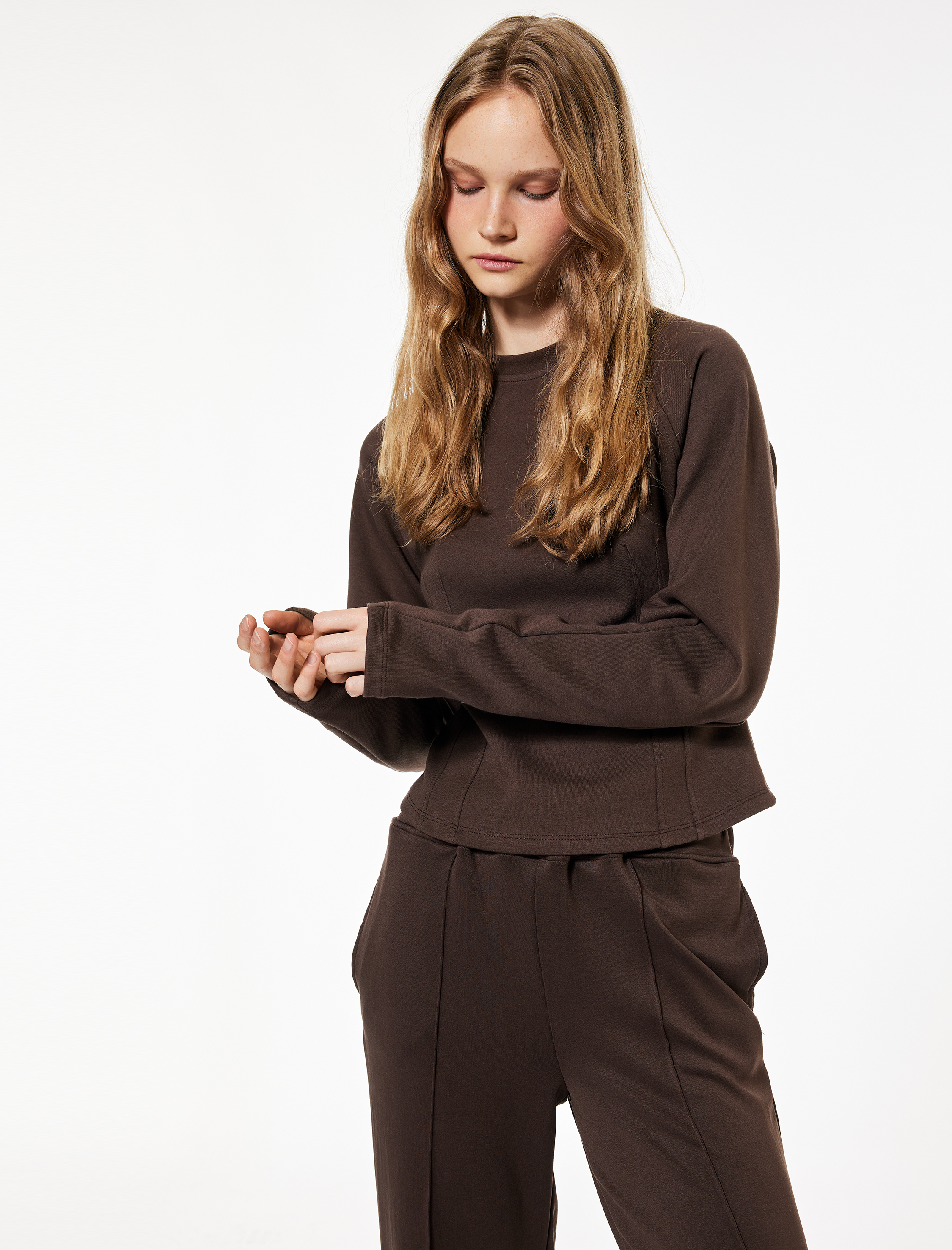 Slim Fit Pamuklu Uzun Kollu Dikiş Detaylı Bisiklet Yaka Tişört