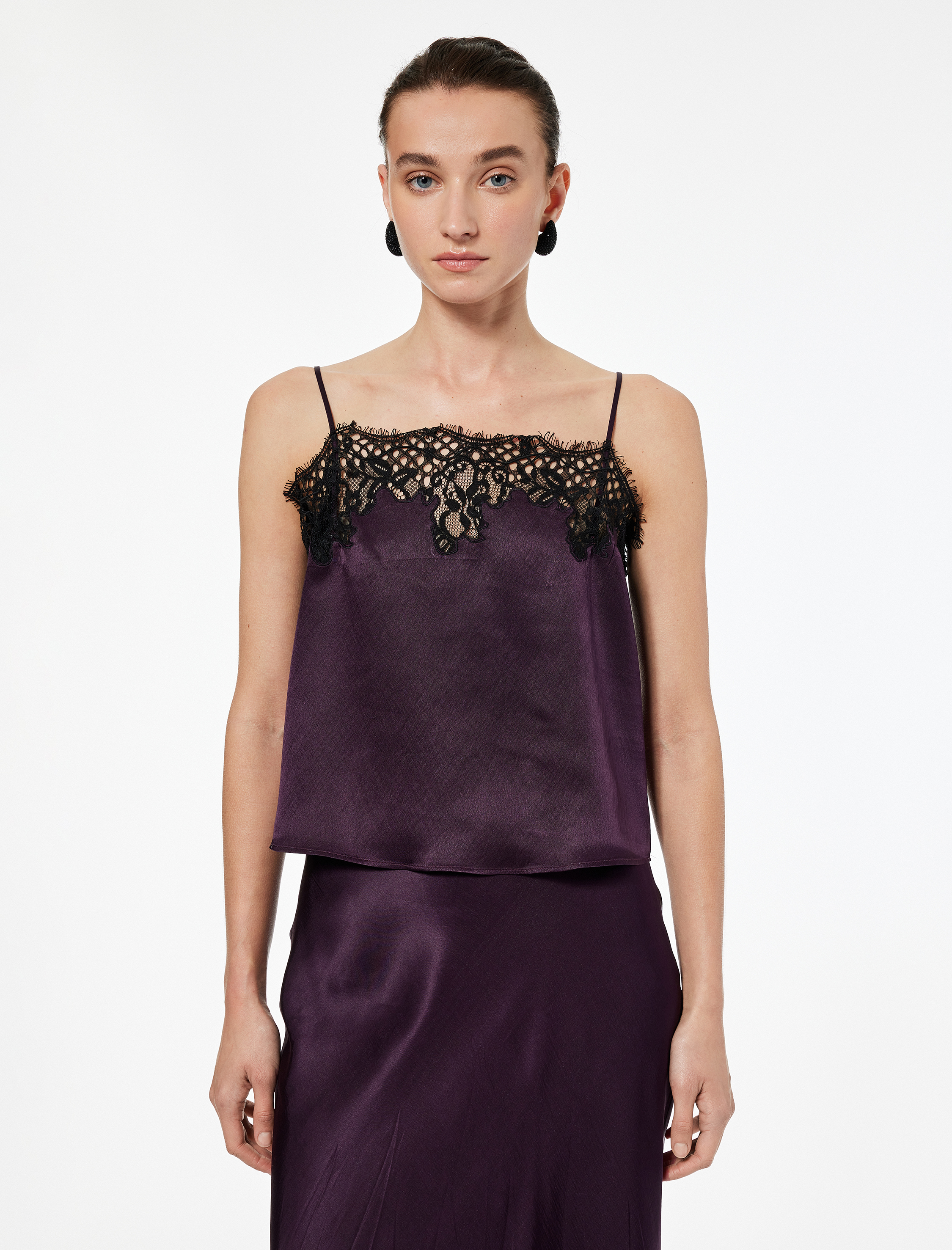   Dantel Detaylı İp Askılı Saten Bluz