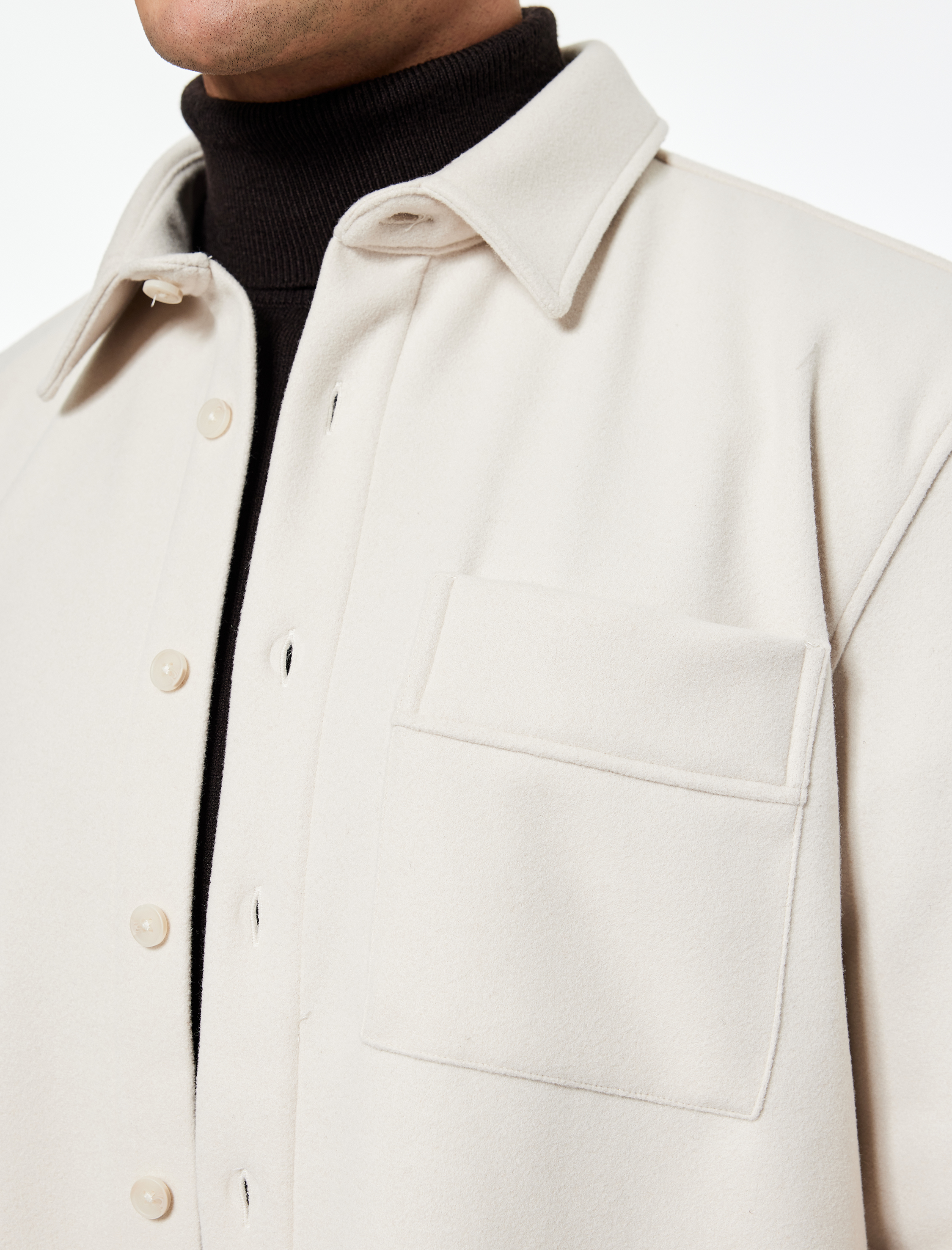   Viskon Karışımlı Cep Detaylı Uzun Kollu Düğmeli Klasik Yaka Gömlek Ceket