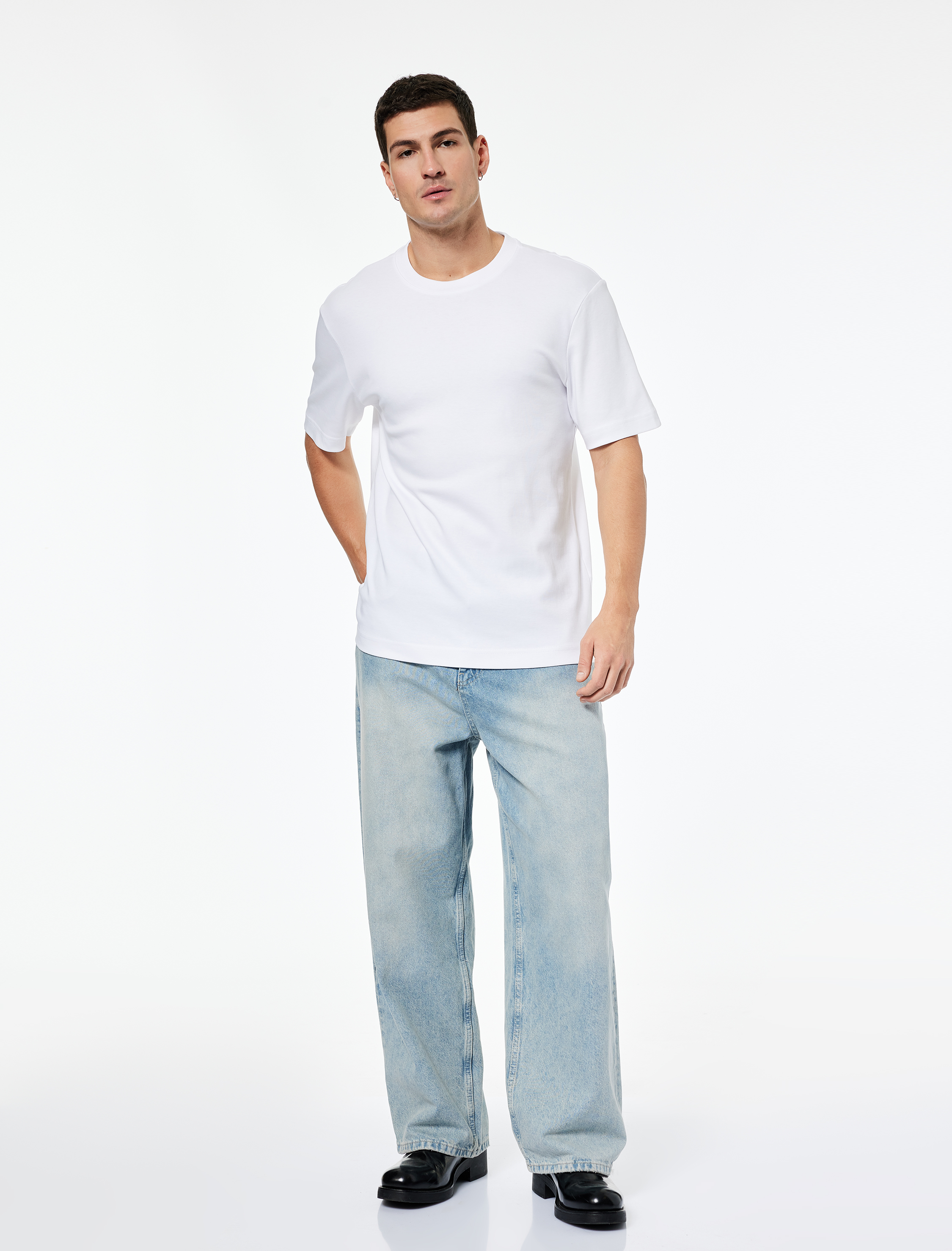   Regular Fit Kısa Kollu Pamuklu Bisiklet Yaka Tişört