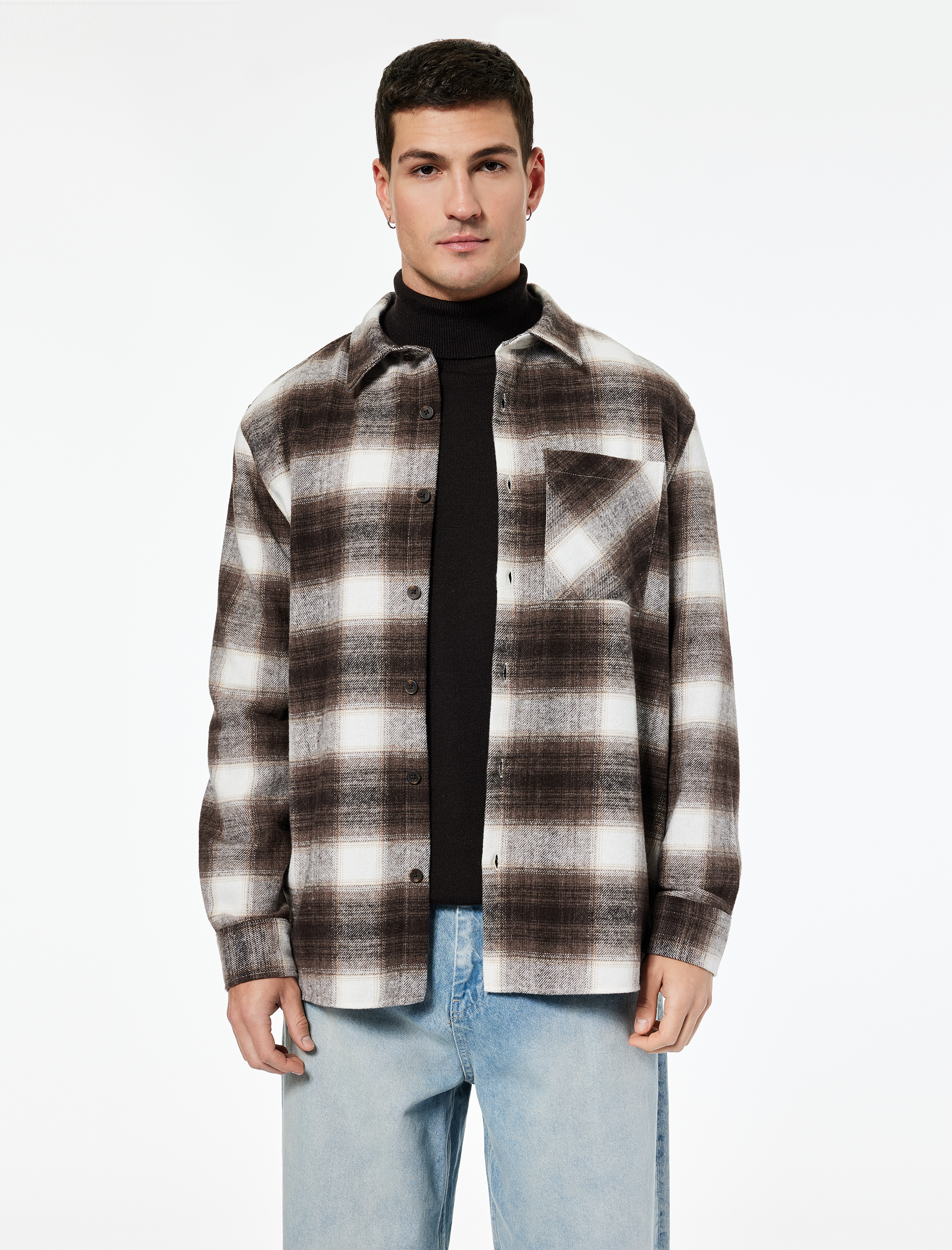   Regular Fit Cep Detaylı Uzun Kollu Klasik Yaka Oduncu Gömleği