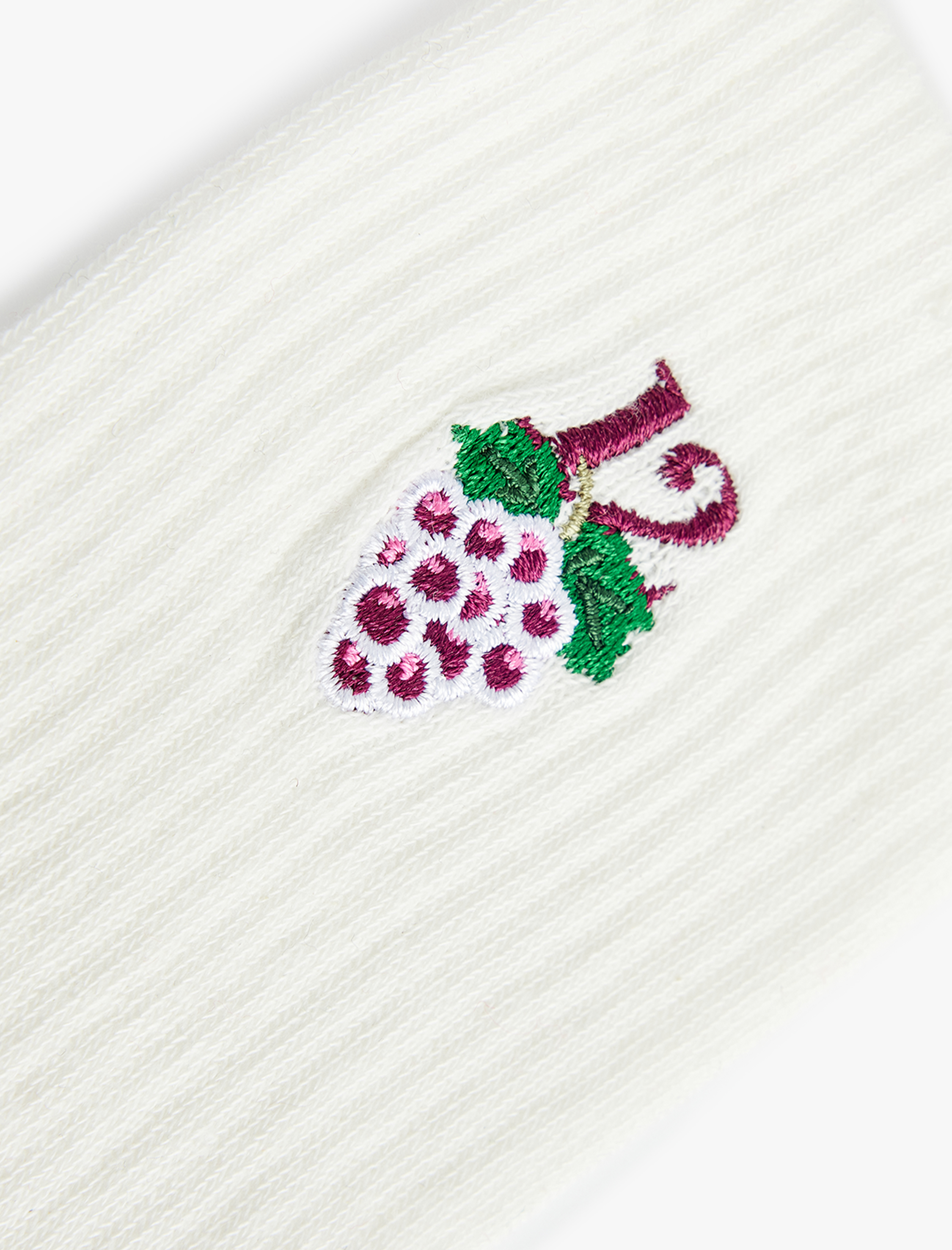  Kadın Yılbaşı Temalı İşlemeli Tenis Çorabı