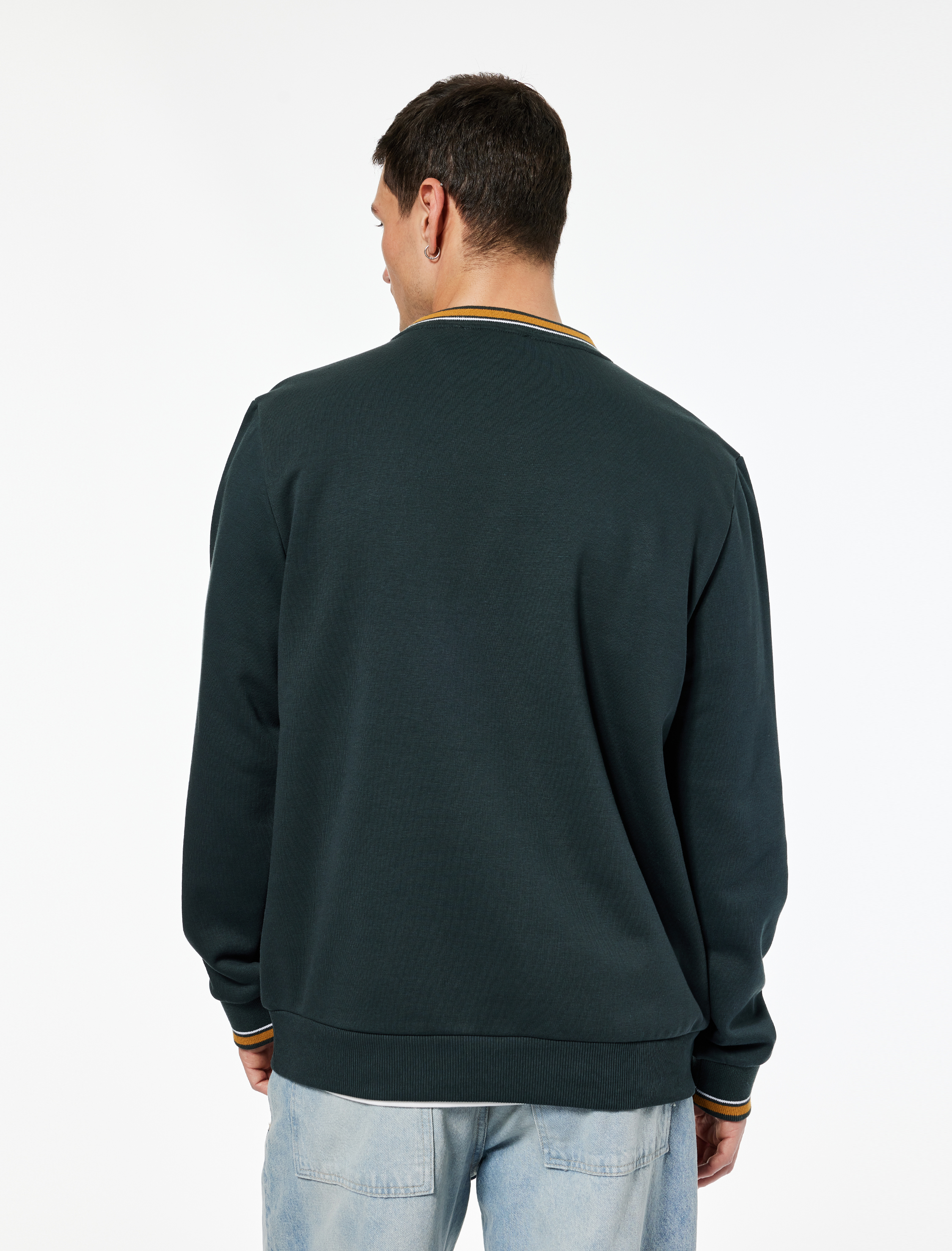   Uzun Kollu Şerit Detaylı Bisiklet Yaka Nakışlı Sweatshirt