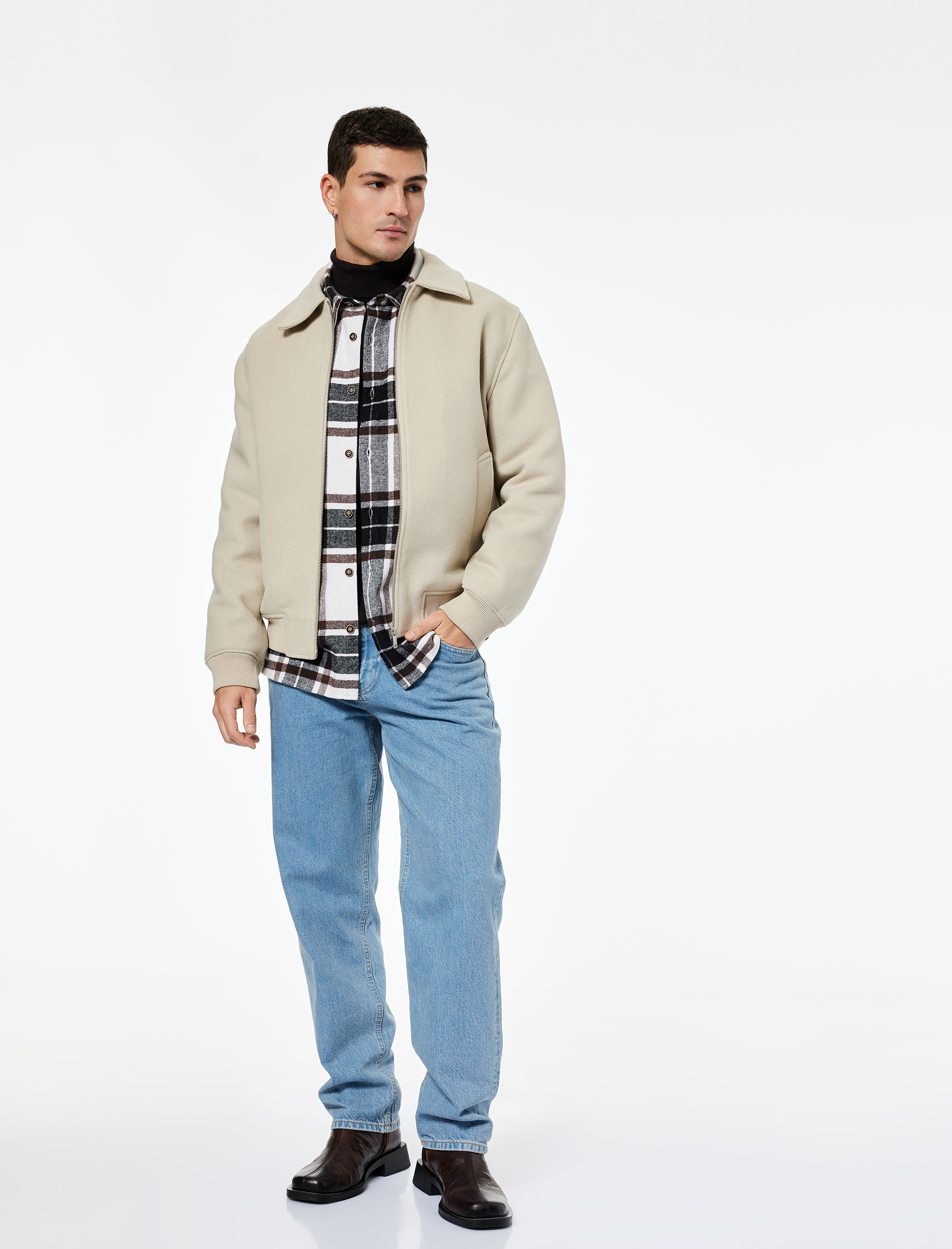   Uzun Kollu Cepli Fermuarlı Gömlek Yaka Kışlık Kaşe Bomber Ceket