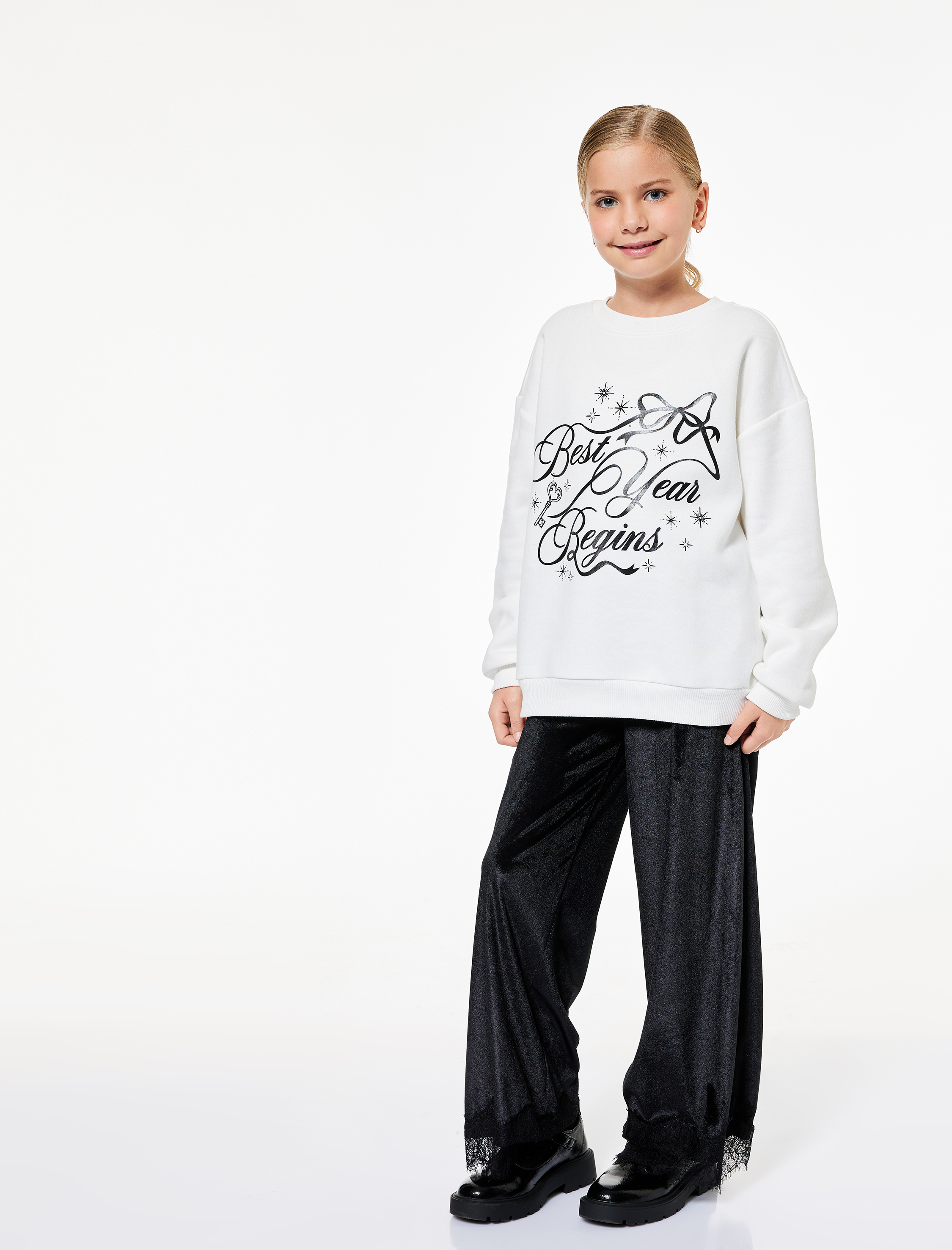  Kız Çocuk Dantel Paça Detaylı Beli Lastikli Yılbaşı Pantolon