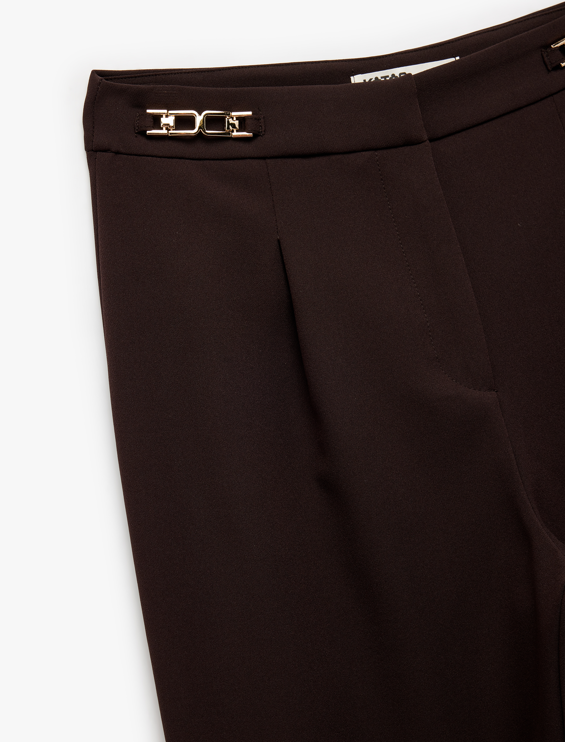 Aksesuar Detaylı Havuç Kesim Kumaş Pantolon