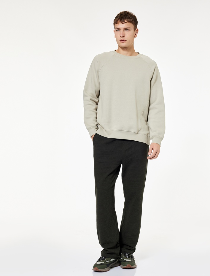  Pamuklu Dokulu Cep Detaylı Beli Bağcıklı Eşofman Altı