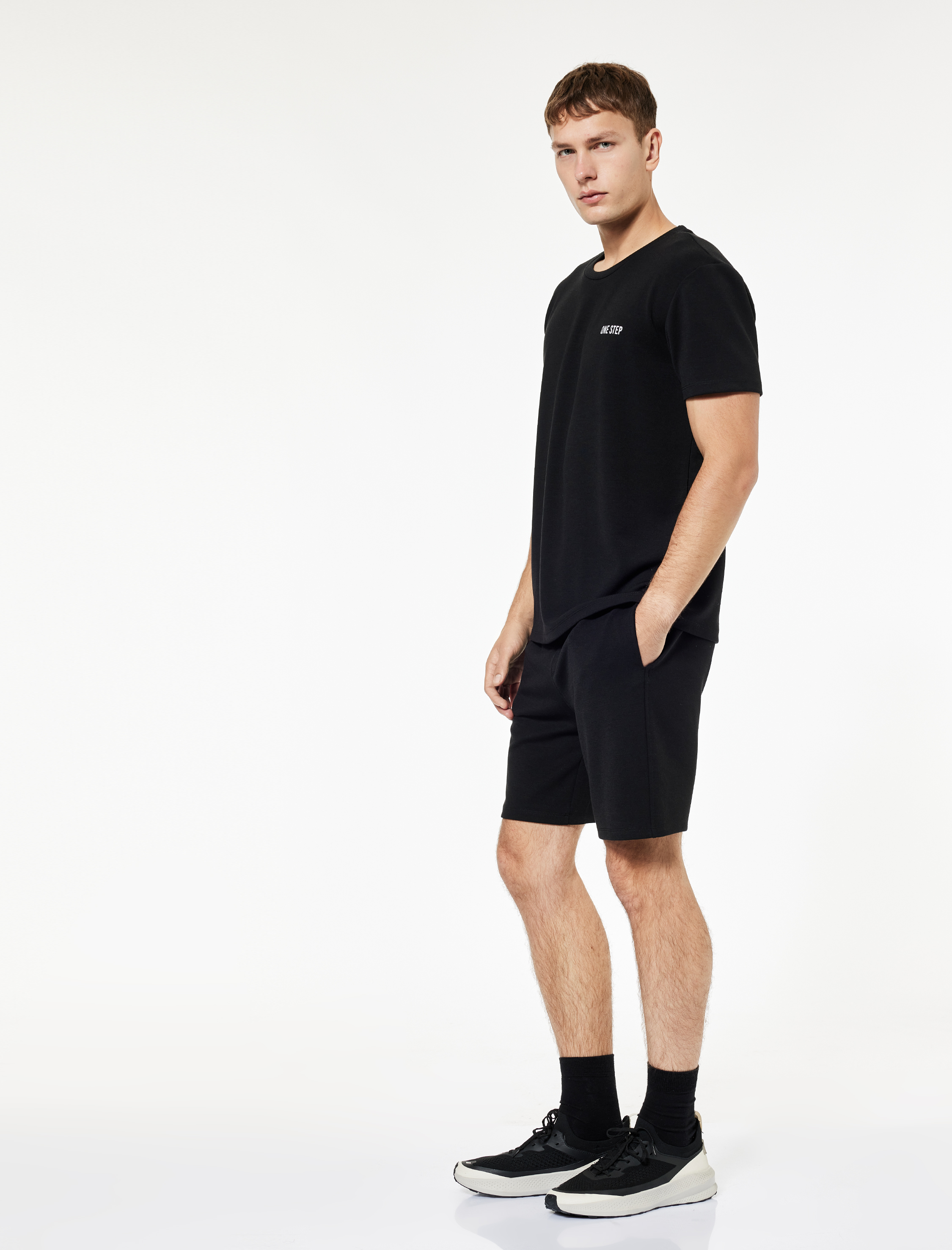   Baskılı Cepli Beli Bağcıklı Spor Şort