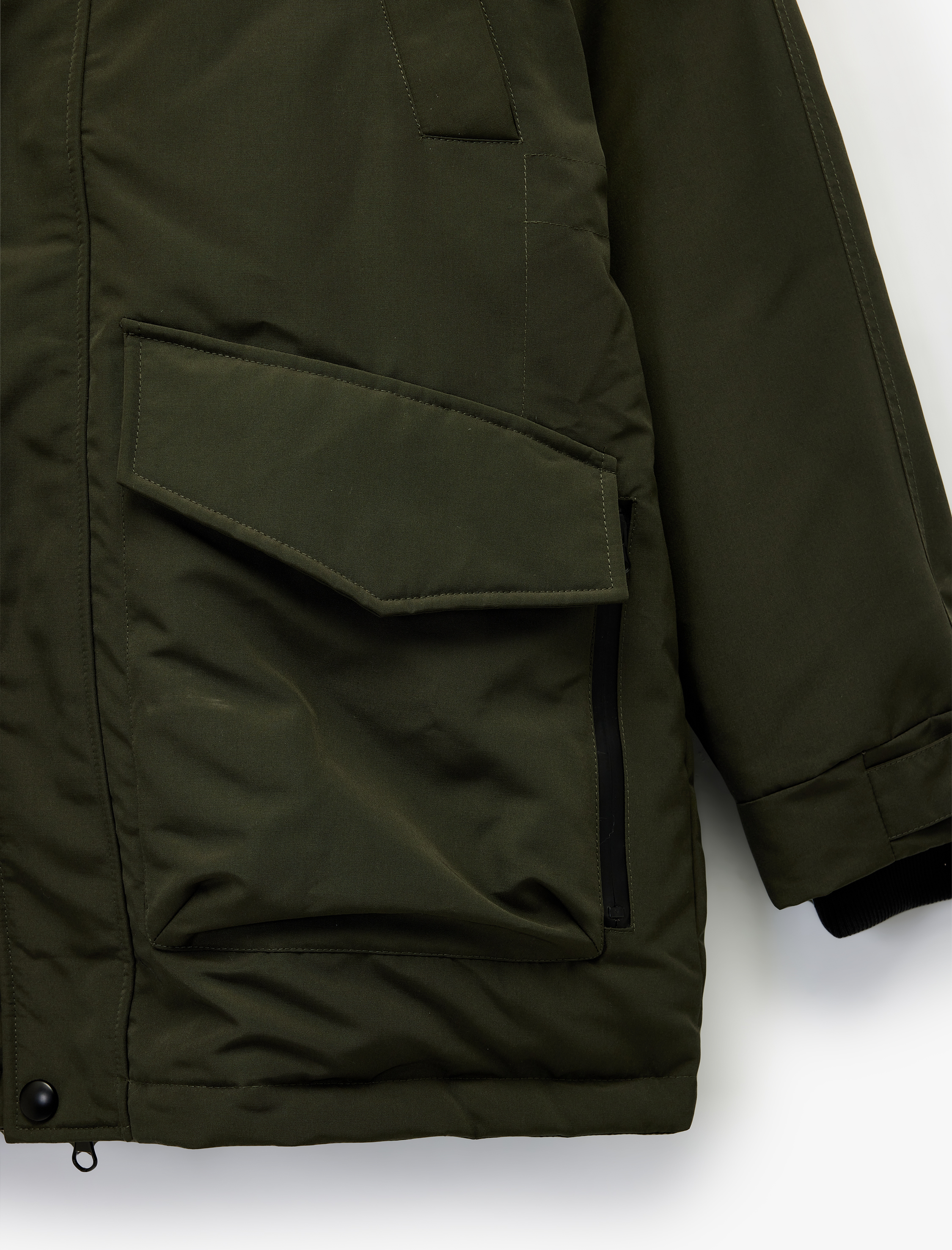   Uzun Kollu Kapaklı Cepli Suni Kürklü Kapşonlu Parka