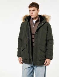 Uzun Kollu Kapaklı Cepli Suni Kürklü Kapşonlu Parka