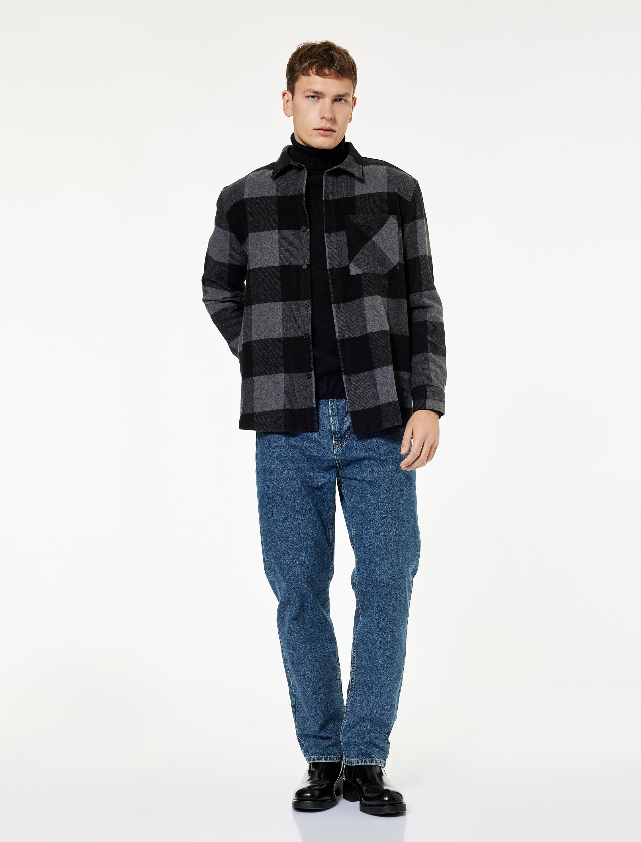   Regular Fit Cepli Uzun Kollu Kareli Klasik Yaka Düğmeli Oduncu Gömleği