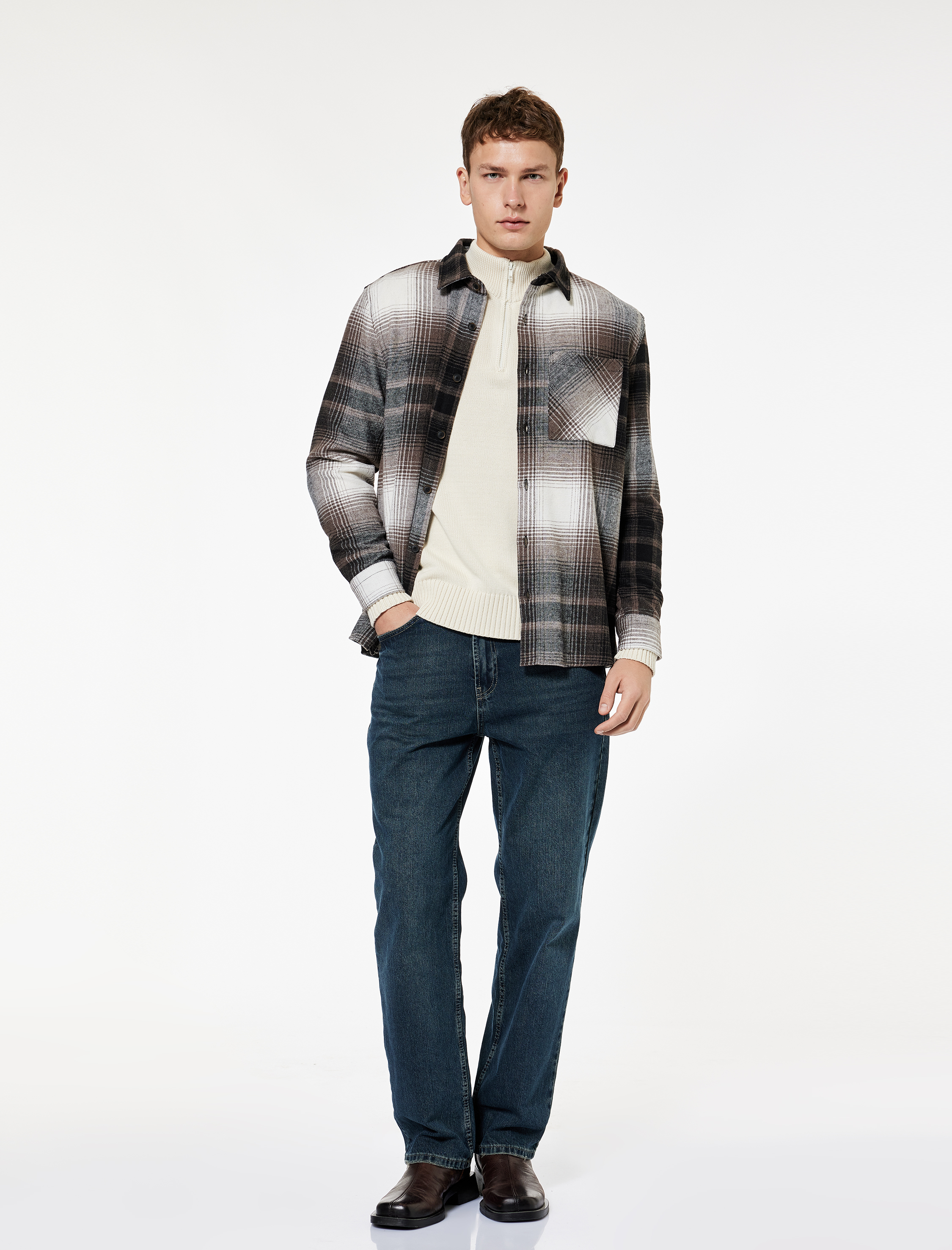 Regular Fit Cep Detaylı Uzun Kollu Klasik Yaka Oduncu Gömleği