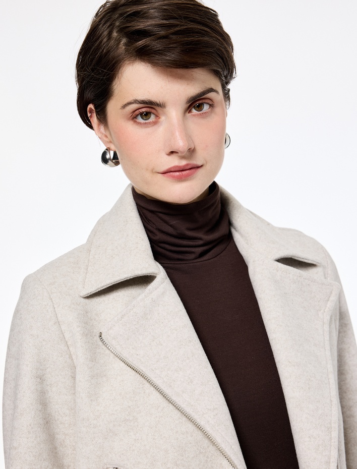  Uzun Kollu Cepli Fermuarlı Crop Kaşe Ceket