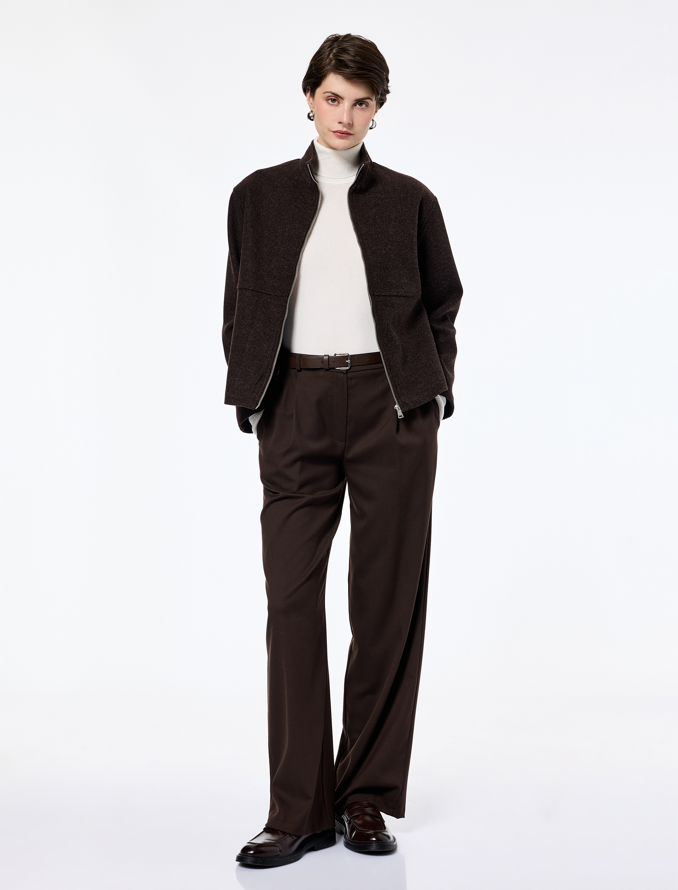   Regular Fit Uzun Kollu Fermuarlı Dik Yaka Kaşe Ceket