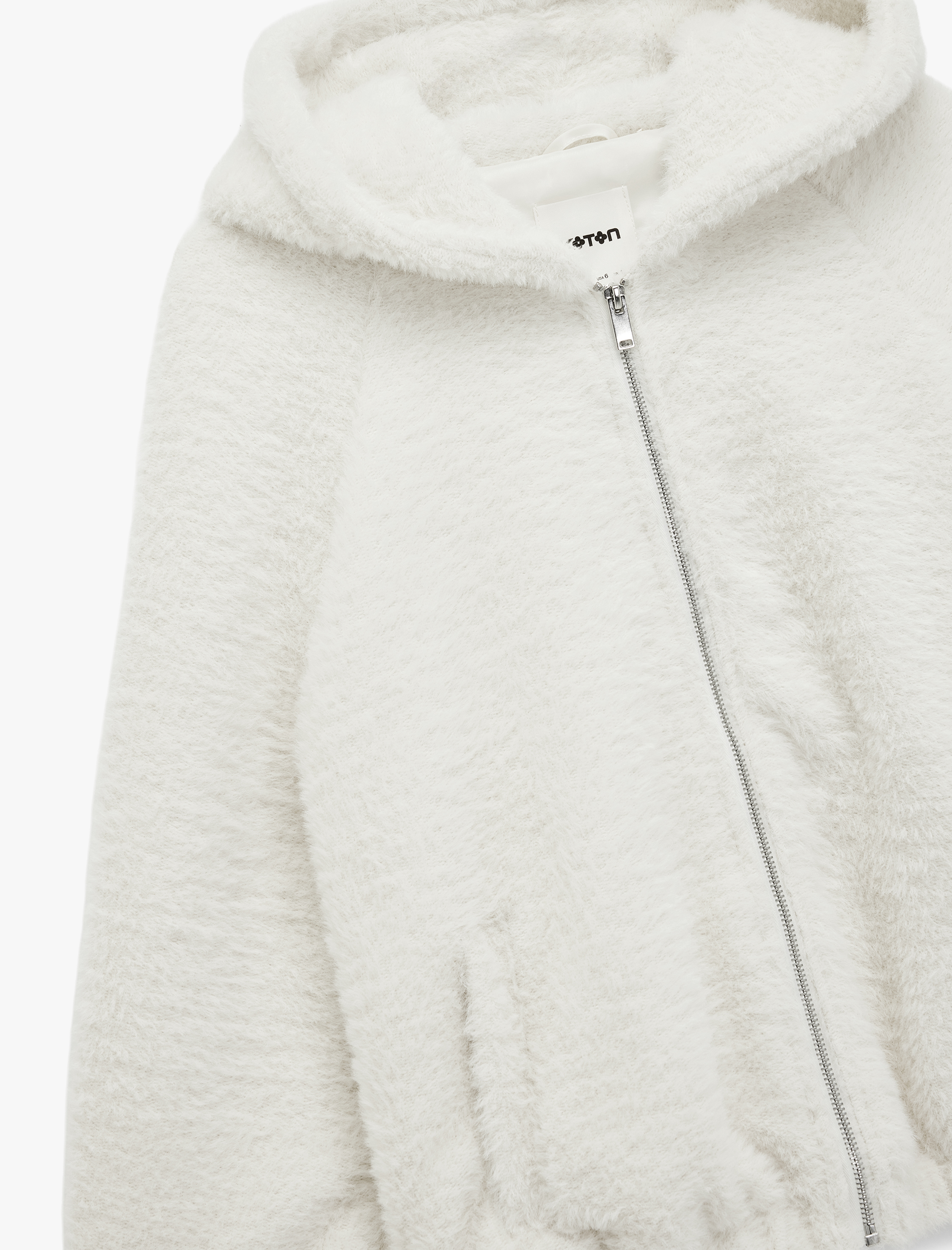 Uzun Kollu Cepli Fermuarlı Kapüşonlu Peluş Ceket