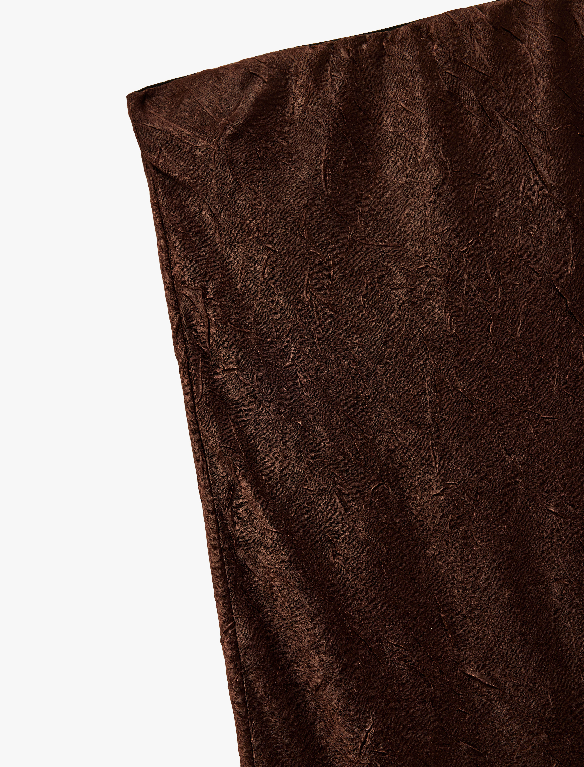   Slim Fit Balık Kesim Dokulu Midi Saten Etek