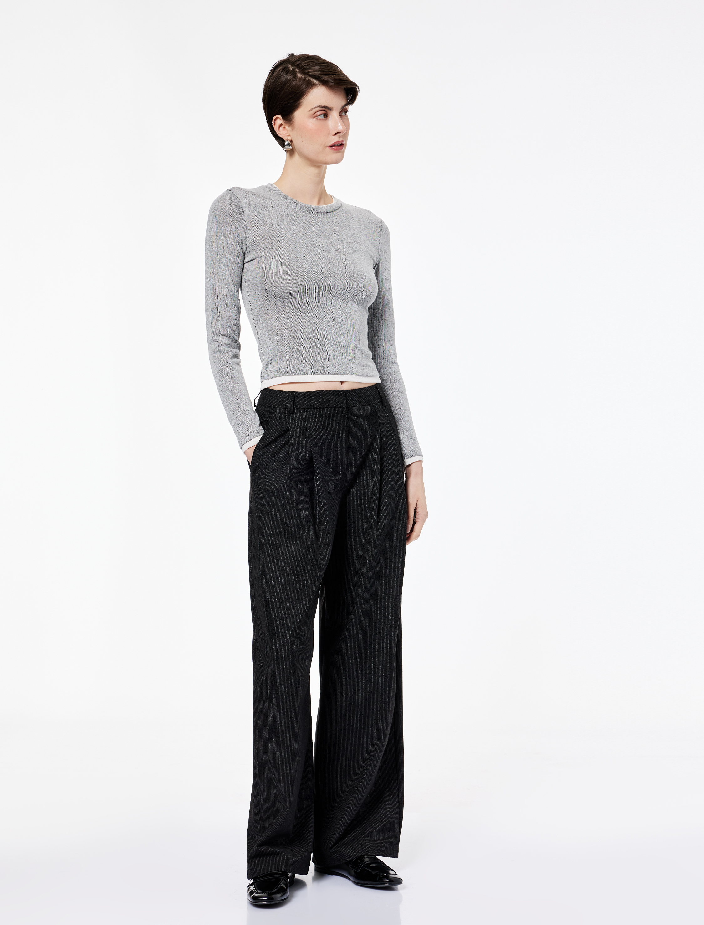   Regular Fit Kontrast Detaylı Uzun Kollu Bisiklet Yaka Tişört