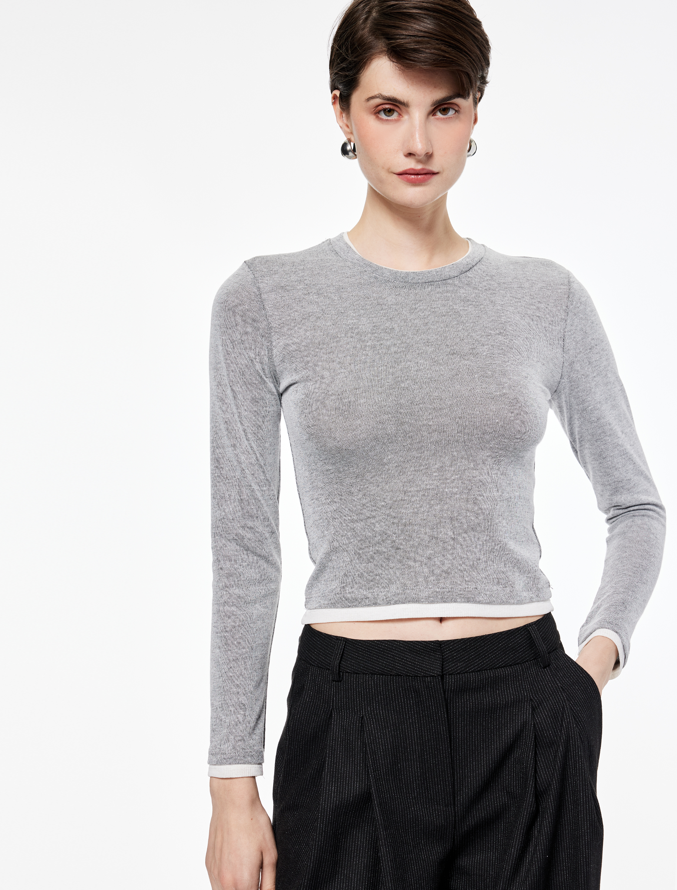   Regular Fit Kontrast Detaylı Uzun Kollu Bisiklet Yaka Tişört