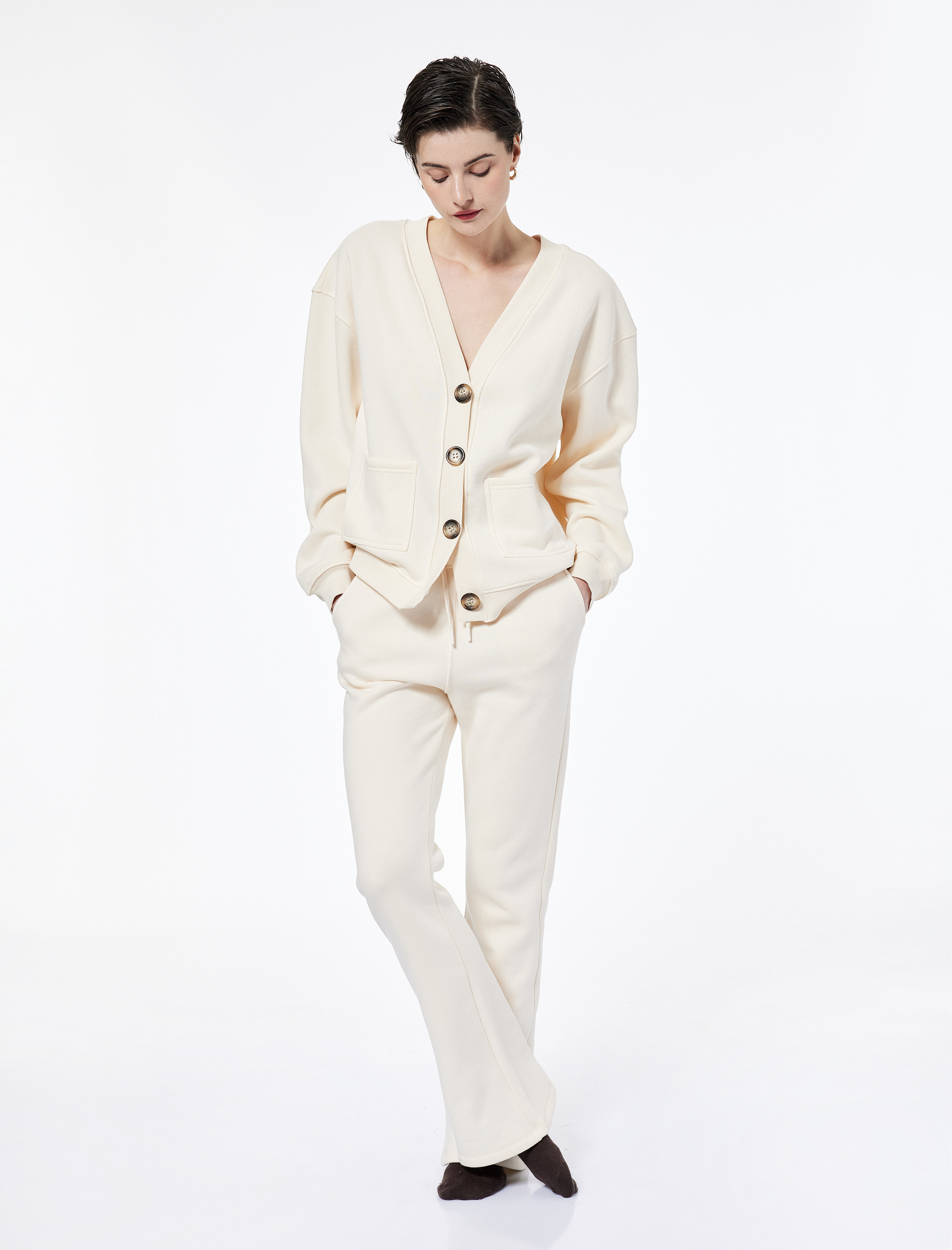 V Yaka Uzun Kollu Rahat Kesim Cepli Triko Pijama Üstü