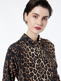 Uzun Kollu Dik Yaka Leopar Desenli Bluz