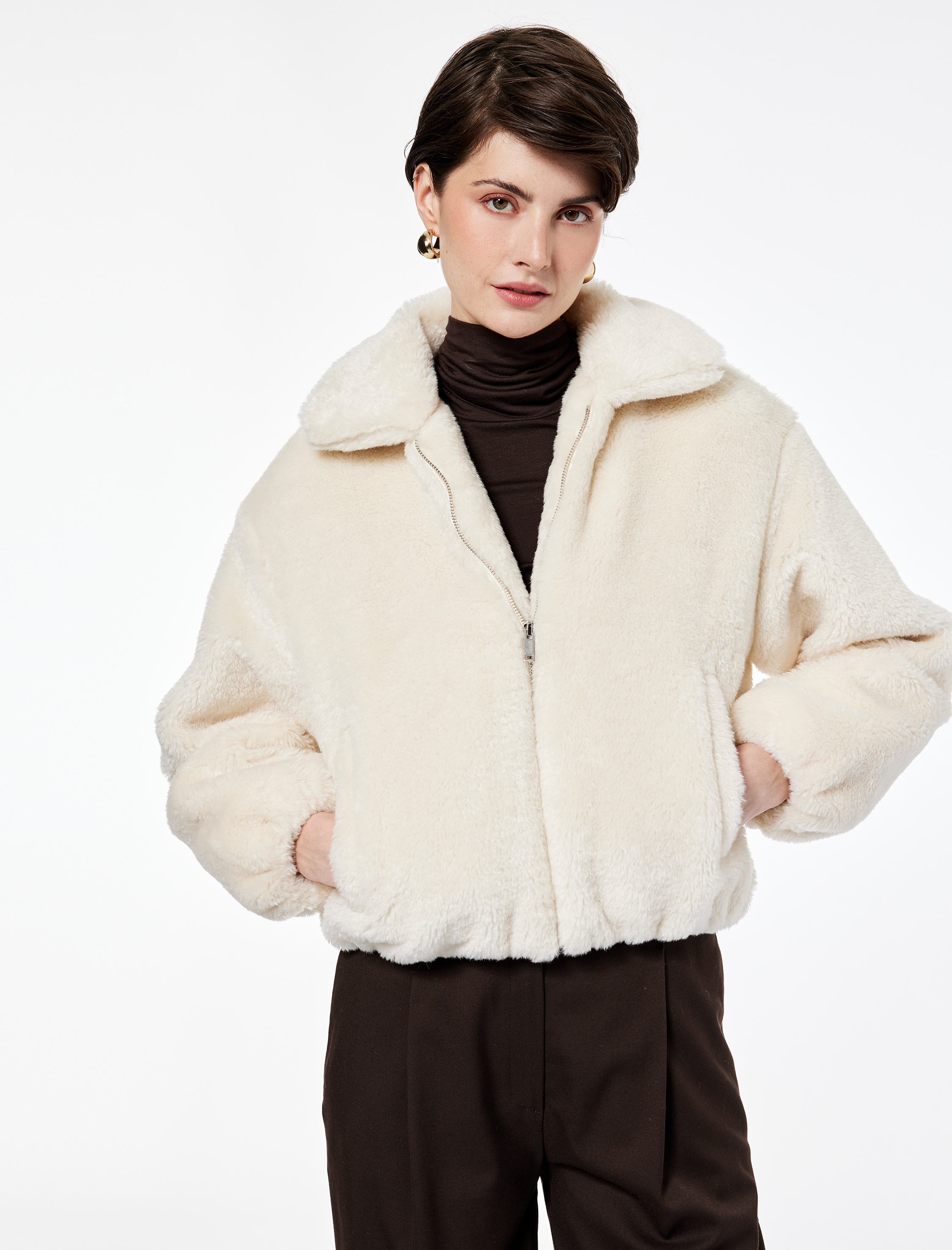   Uzun Kollu Cepli Fermuarlı Crop Peluş Bomber Ceket