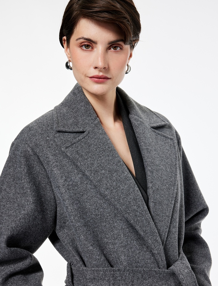  Uzun Kollu Cepli Kemerli Uzun Kaşe Kaban