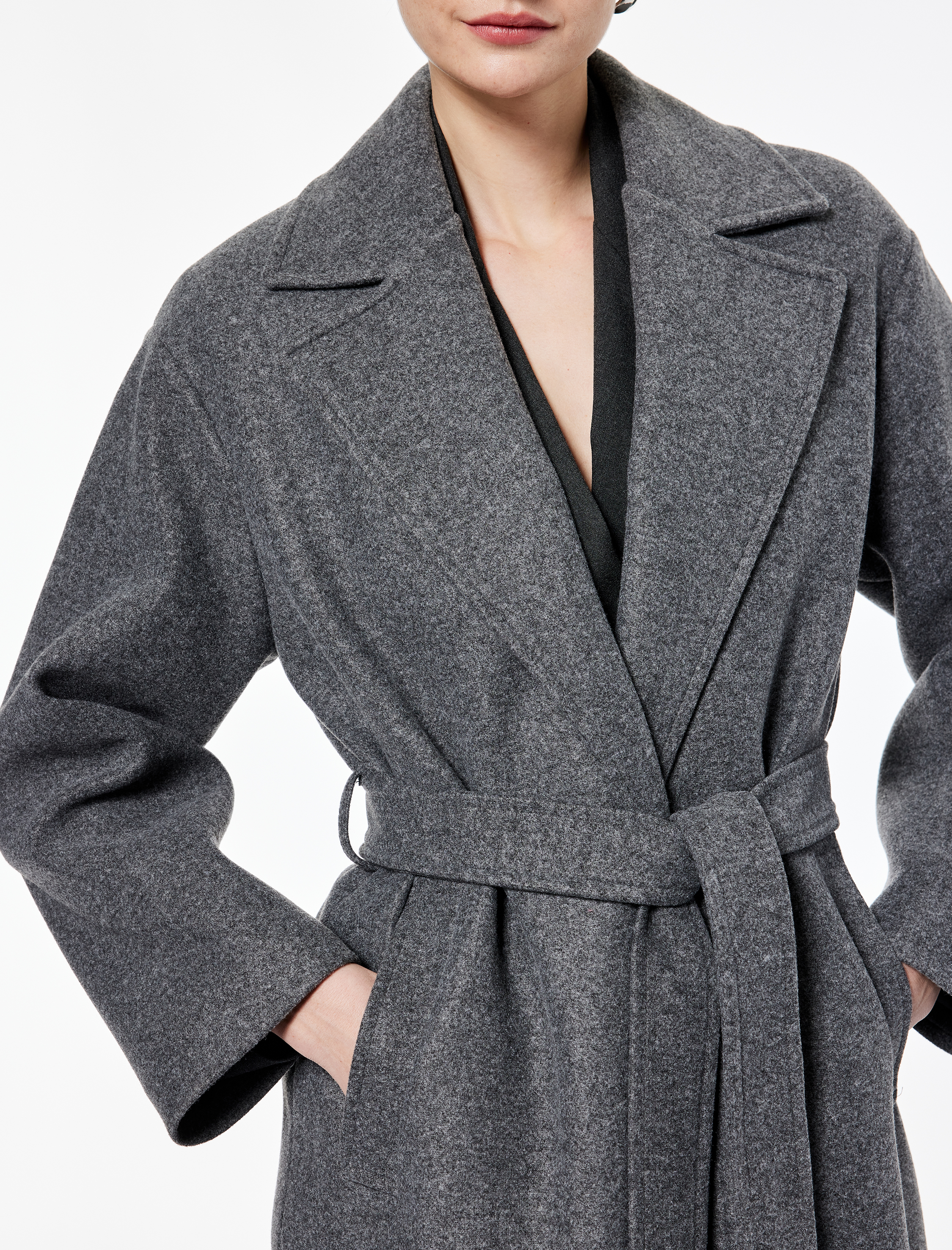   Uzun Kollu Cepli Kemerli Uzun Kaşe Kaban