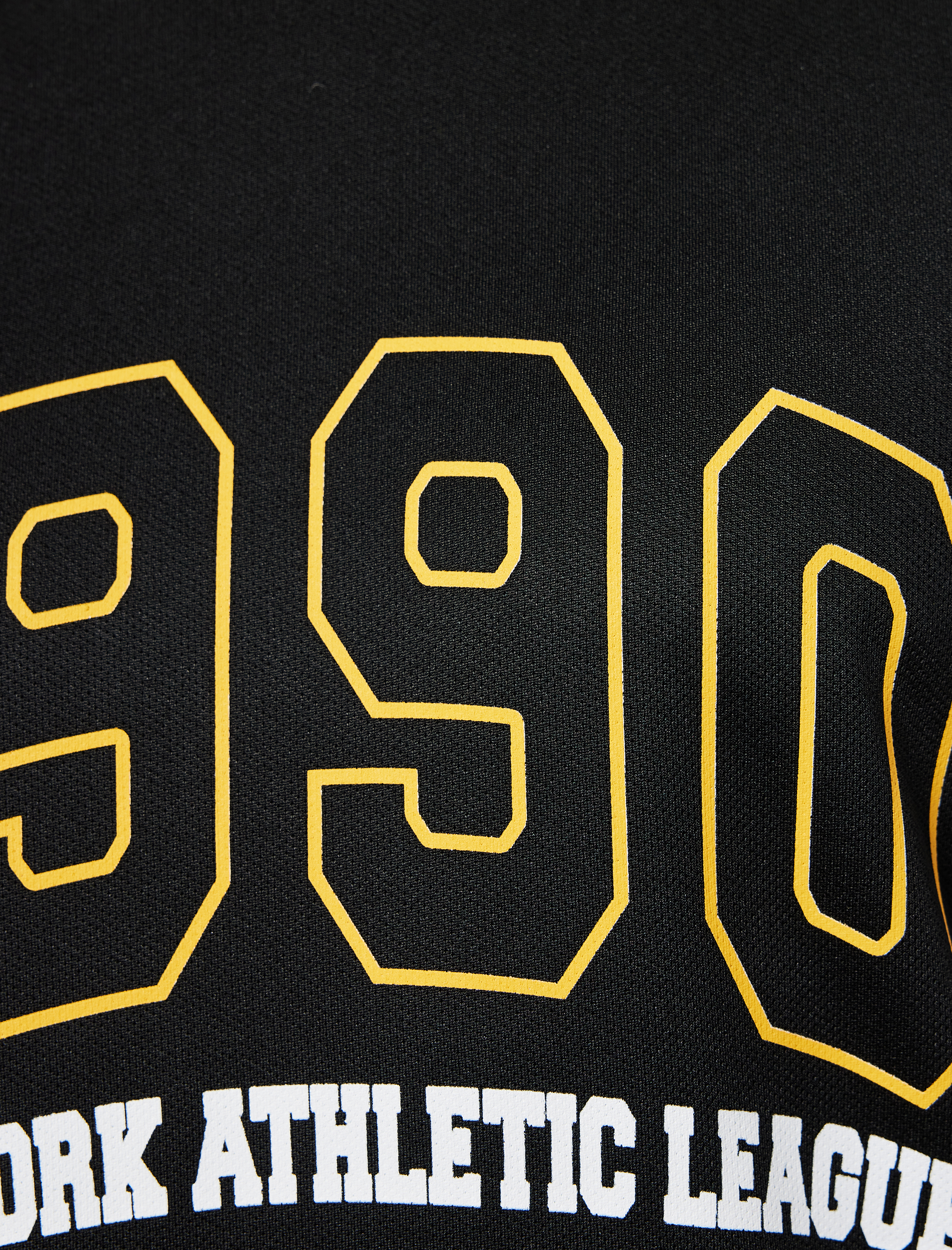   Kolsuz Bisiklet Yaka Renk Kontrastlı Baskılı Spor Atleti