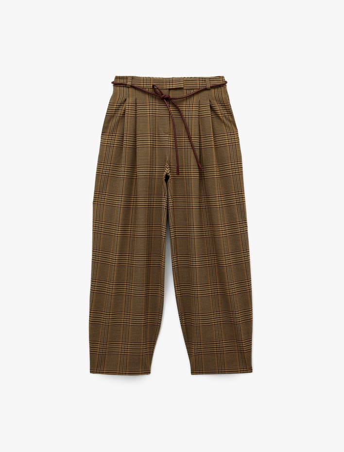  Koton X Melis Ağazat - Cepli Pile Detaylı Bilek Boy Kemerli Ekose Balon Pantolon