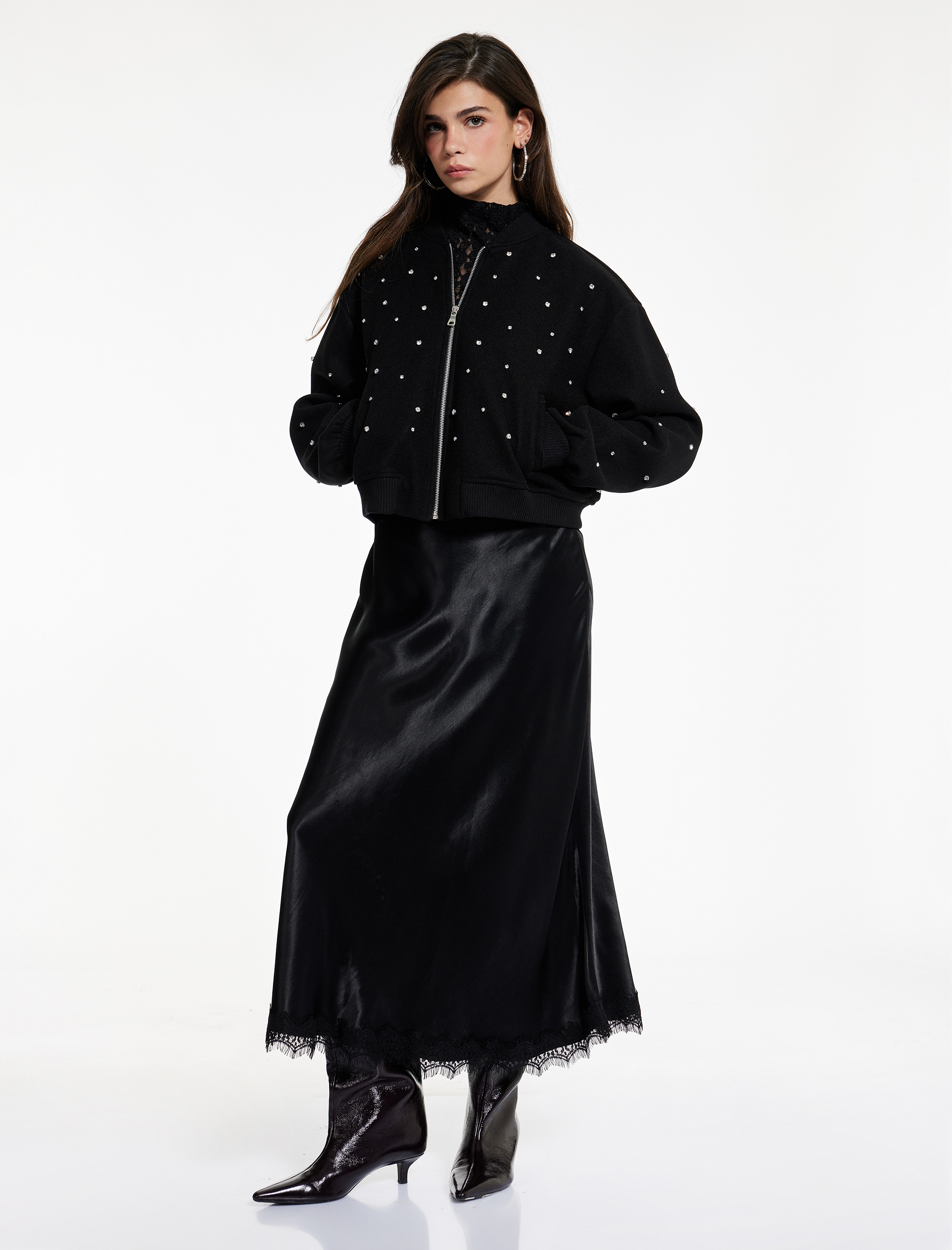   Uzun Kollu Cepli Kolej Yaka Fermuarlı Crop Taşlı Kaşe Bomber Ceket