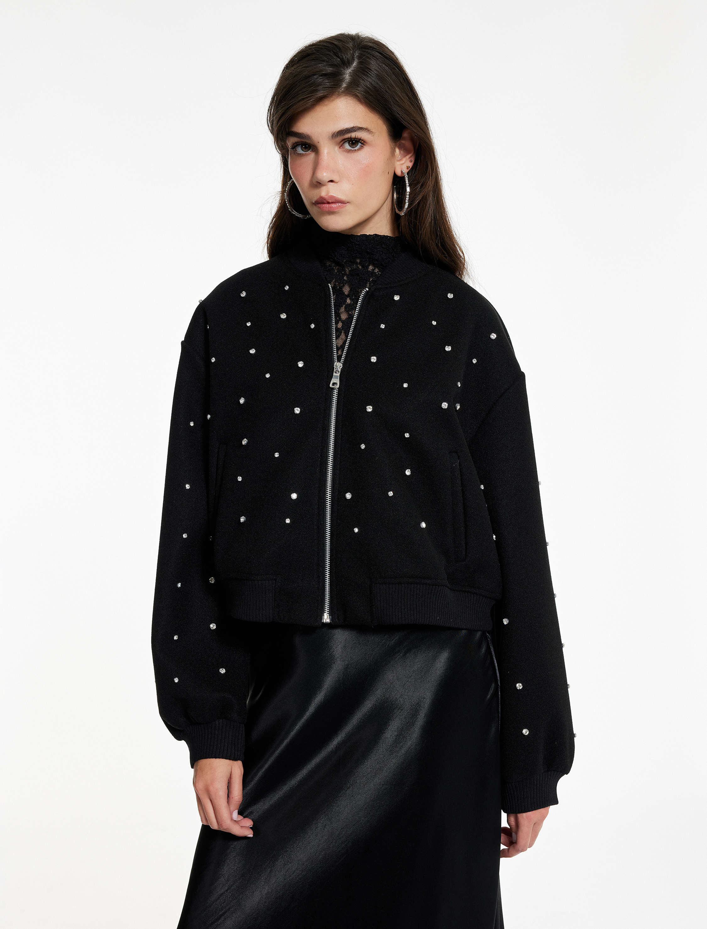   Uzun Kollu Cepli Kolej Yaka Fermuarlı Crop Taşlı Kaşe Bomber Ceket