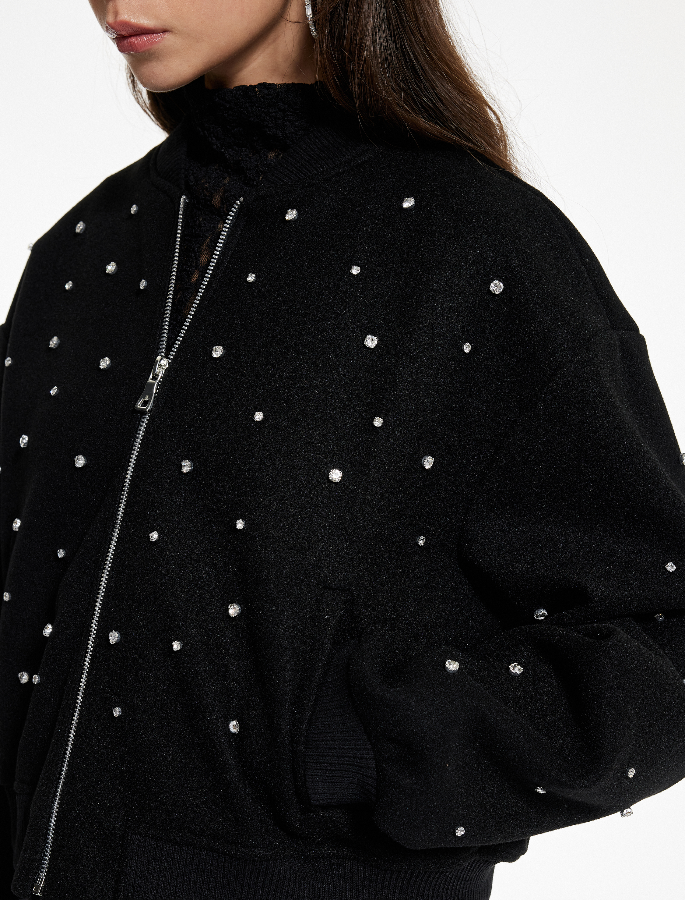   Uzun Kollu Cepli Kolej Yaka Fermuarlı Crop Taşlı Kaşe Bomber Ceket