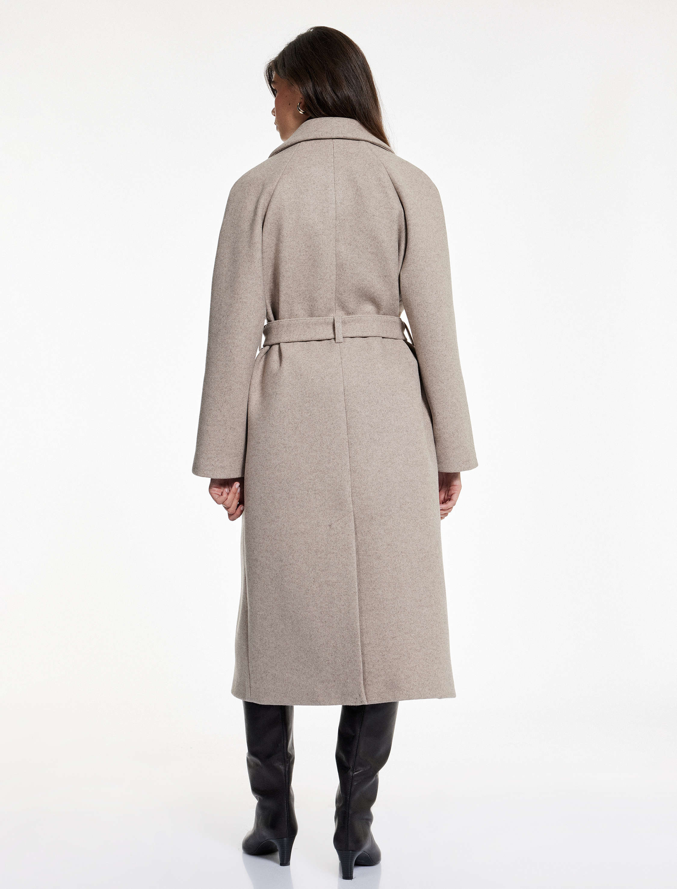   Uzun Kollu Cepli Kemerli Düğmeli Uzun Kaşe Kaban