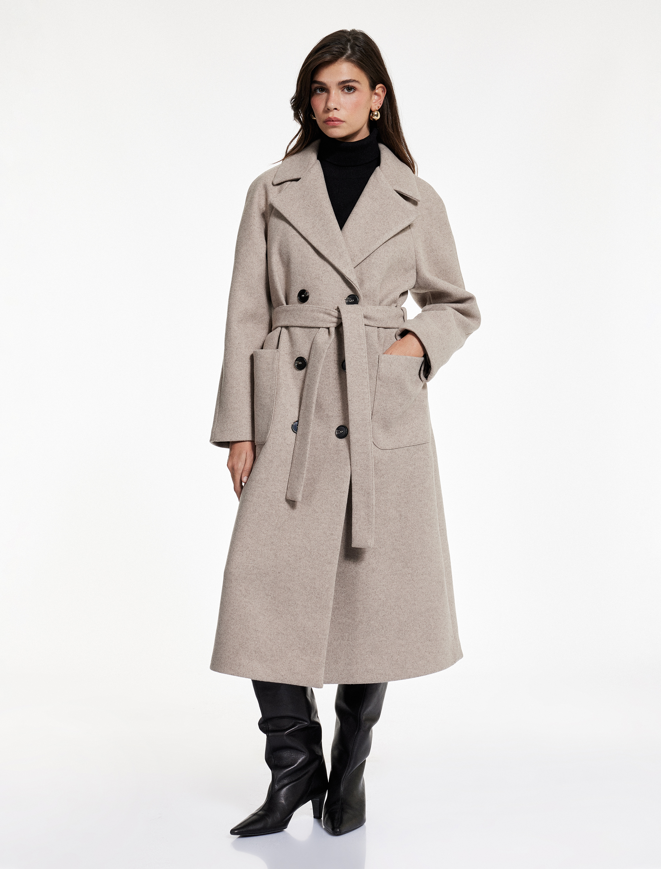   Uzun Kollu Cepli Kemerli Düğmeli Uzun Kaşe Kaban