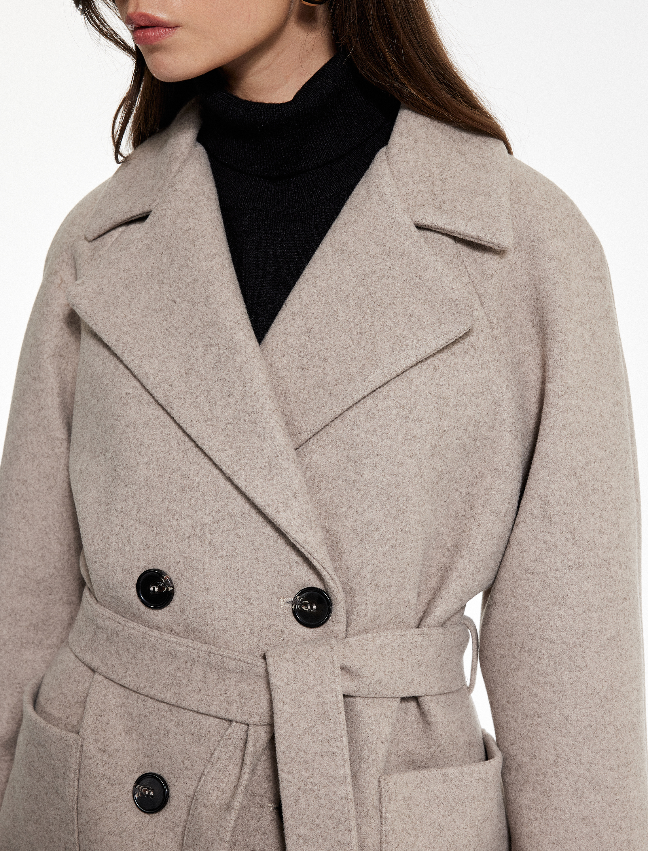   Uzun Kollu Cepli Kemerli Düğmeli Uzun Kaşe Kaban