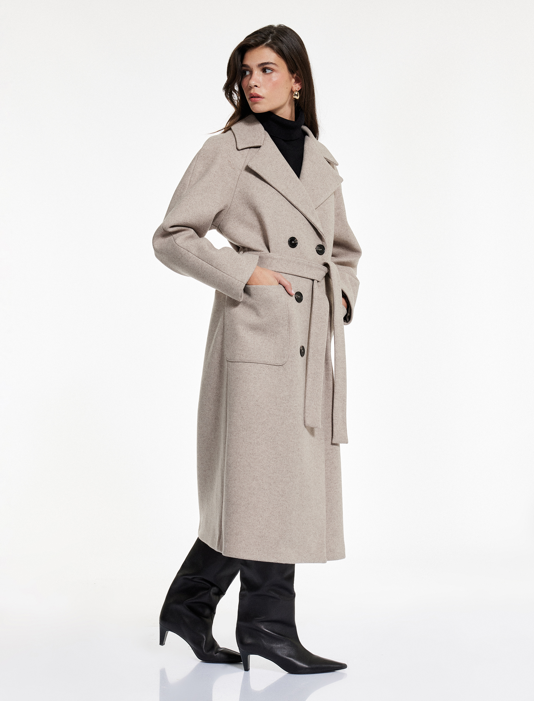   Uzun Kollu Cepli Kemerli Düğmeli Uzun Kaşe Kaban