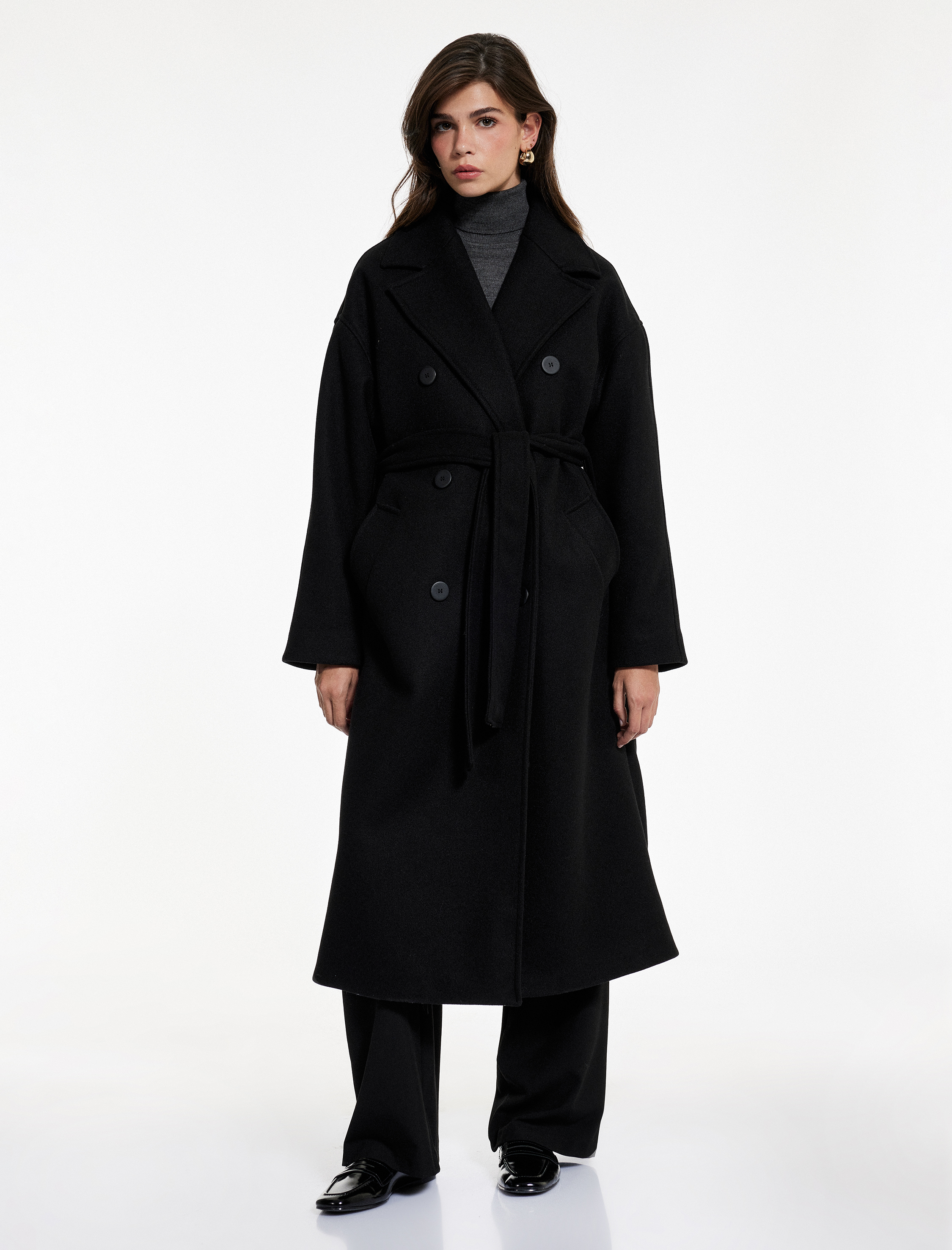   Uzun Kollu Cepli Kruvaze Kemerli Düğmeli Uzun Kaşe Kaban