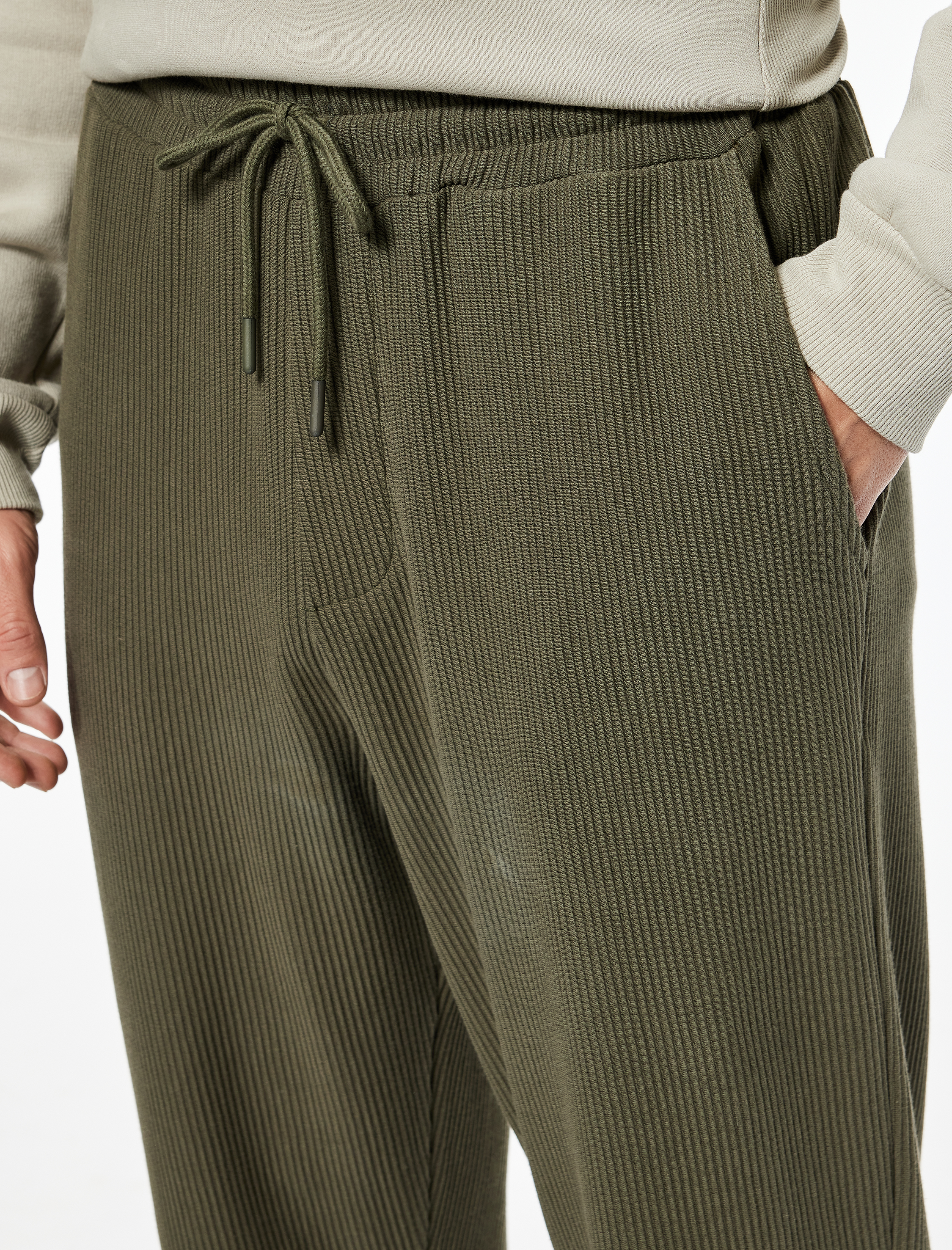   Pamuklu Cepli Regular Fit Beli Bağcıklı Eşofman Altı