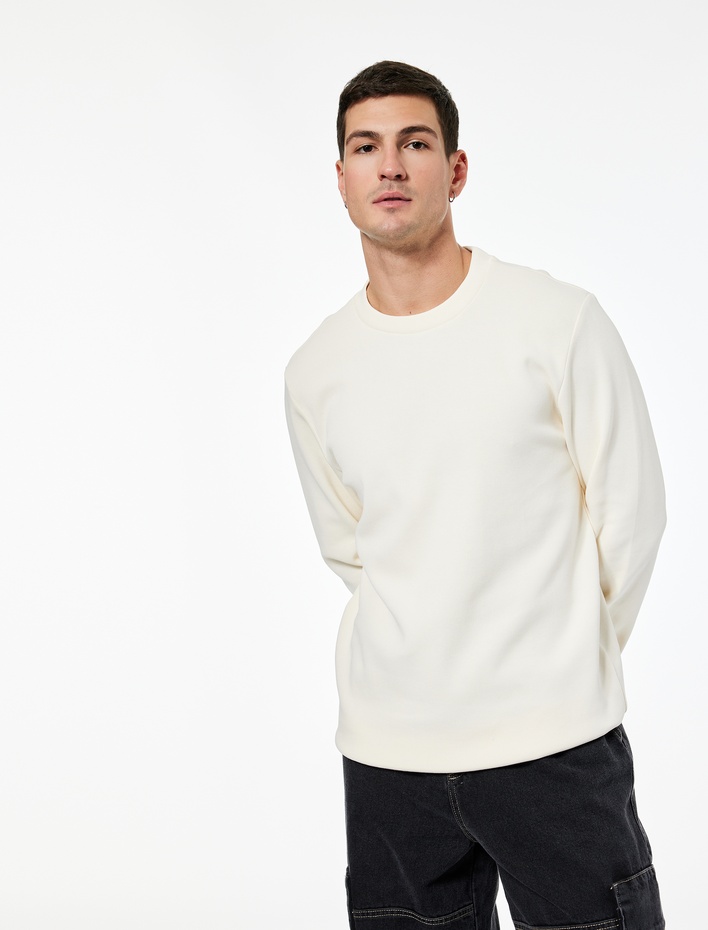  Pamuklu Uzun Kollu Basic Bisiklet Yaka Sweatshirt