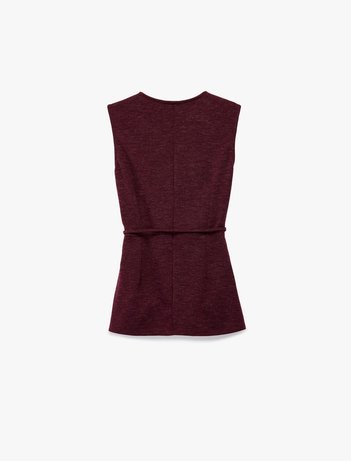  Bisiklet Yaka Kolsuz Kemer Detaylı Bluz