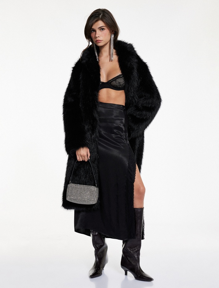  A Kesim Yırtmaçlı Dantel Detaylı Midi Saten Etek