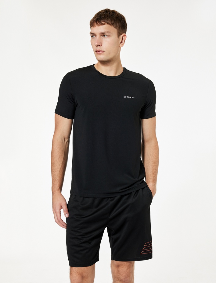  Rahat Kalıp Kısa Kollu Bisiklet Yaka Baskılı Spor Tişört