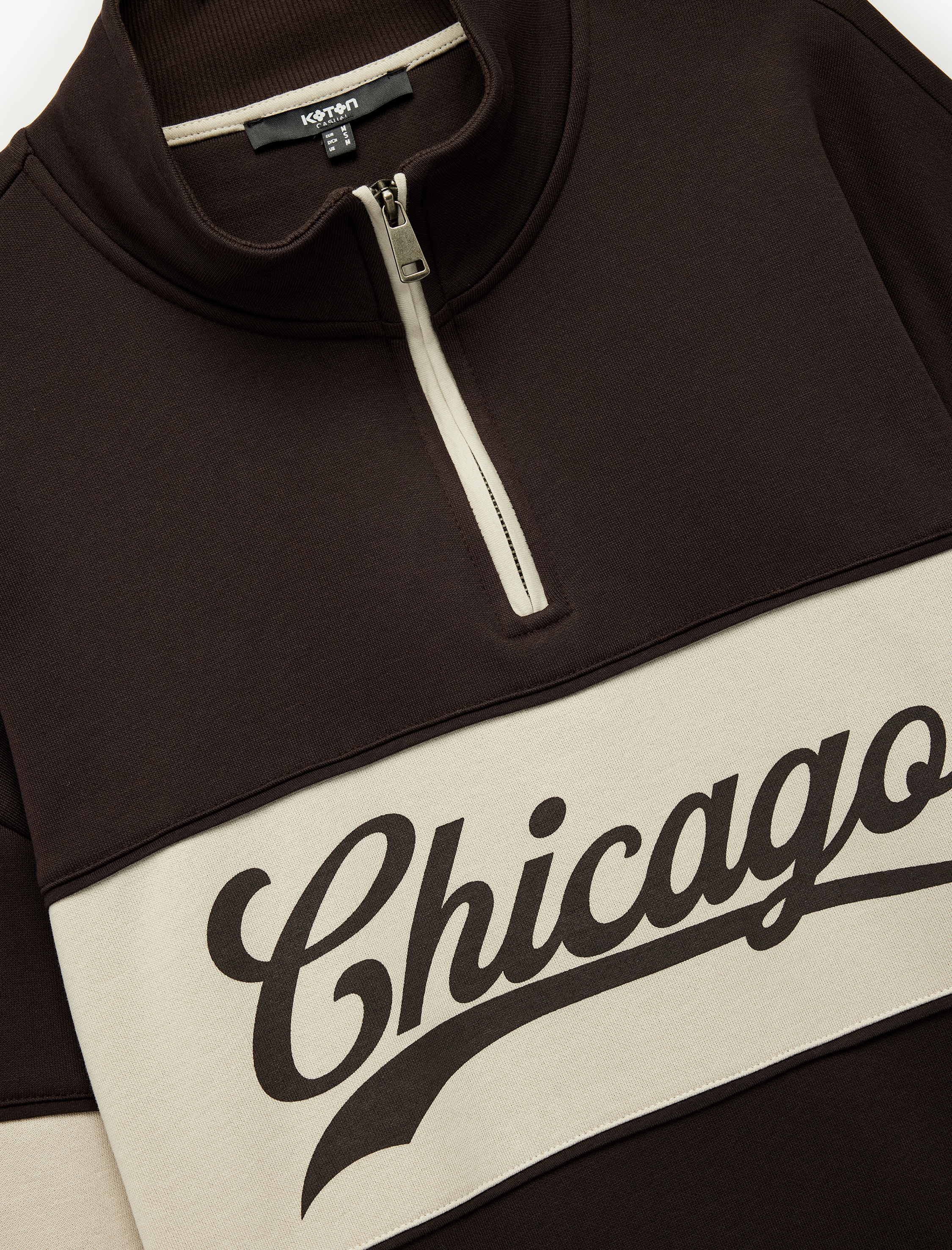   Uzun Kollu Baskılı Oversize Renk Bloklu Yarım Fermuarlı Sweatshirt