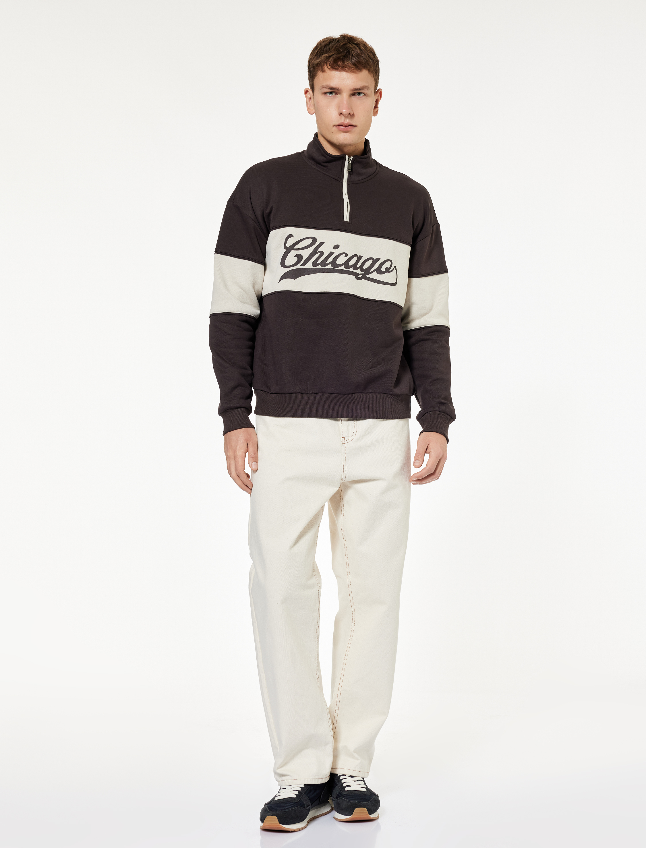   Uzun Kollu Baskılı Oversize Renk Bloklu Yarım Fermuarlı Sweatshirt