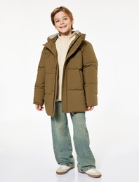 Cep Detaylı Uzun Kollu Su İtici Kapşonlu Mont