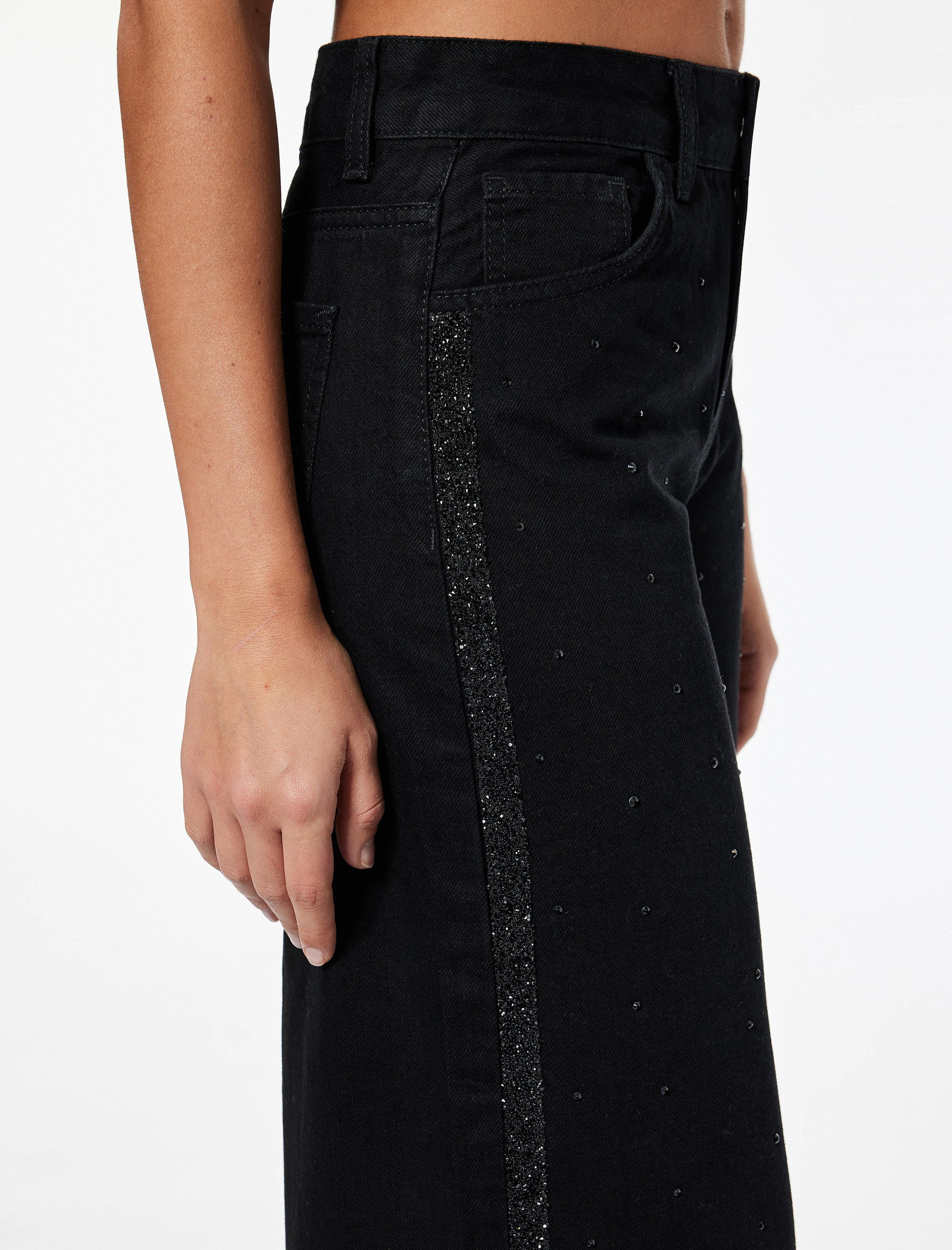   Simli Şerit Detaylı Bol Paça Taşlı Jean Pantolon - Loose Straight Fit Jean