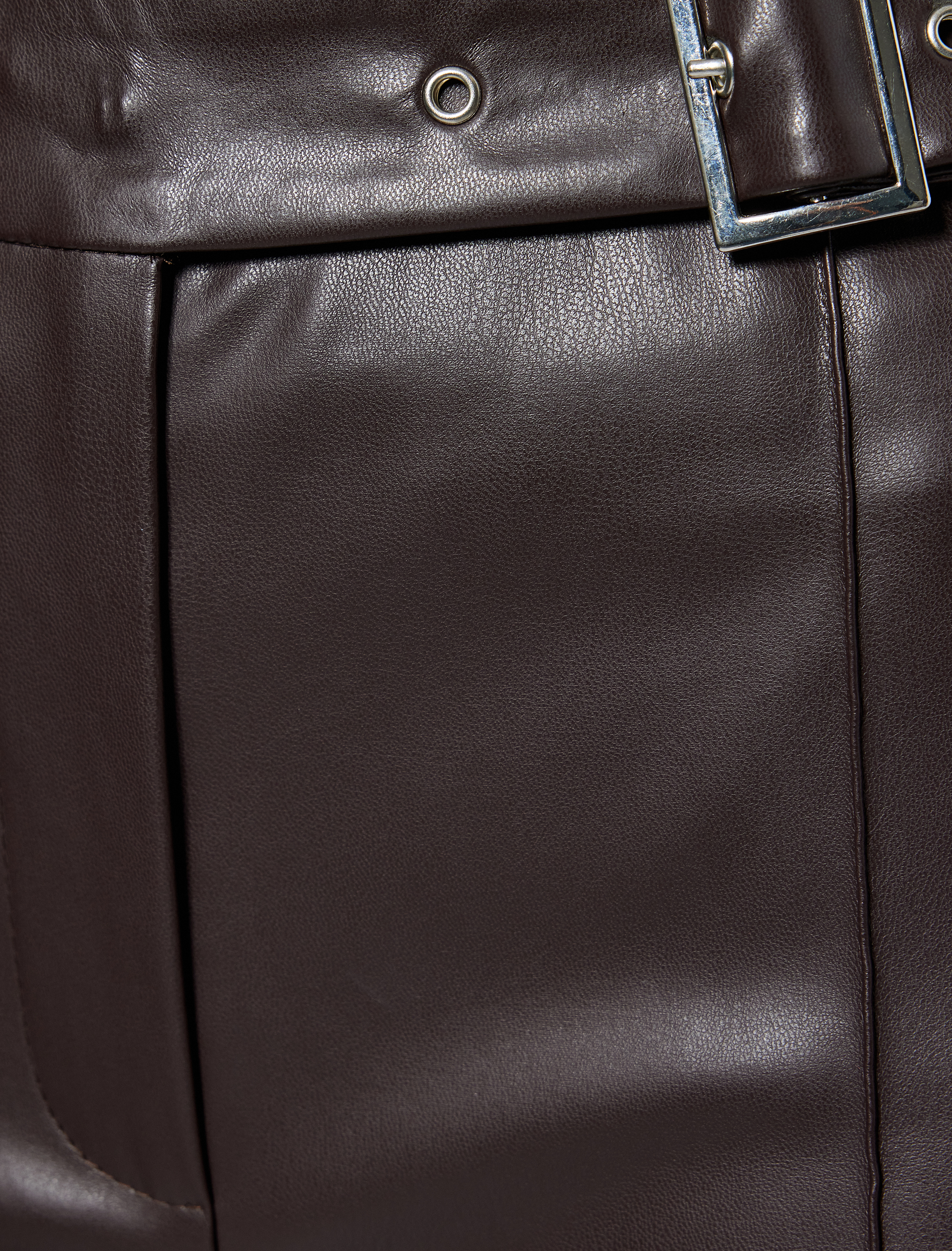   Slim Fit Normal Paça Kemerli Nervürlü Suni Deri Pantolon