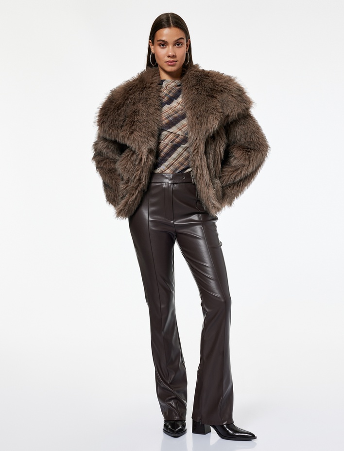  Slim Fit Normal Paça Kemerli Nervürlü Suni Deri Pantolon