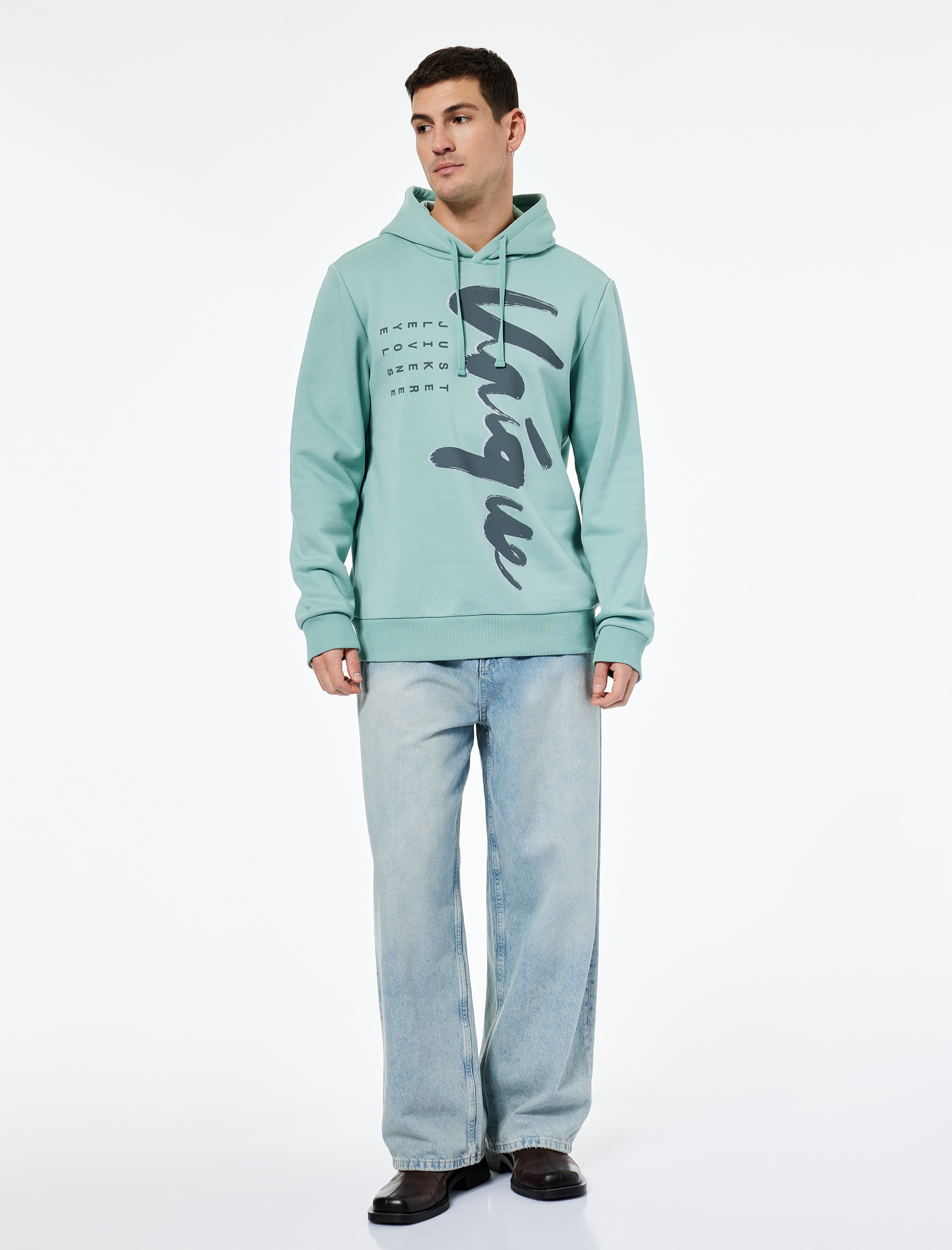   Uzun Kollu Baskılı Kapşonlu Sweatshirt